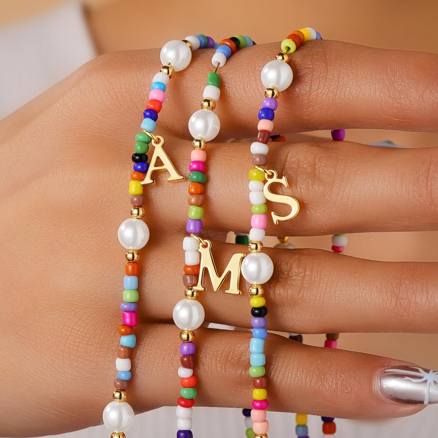 Thumbnail 6 de TINGN Bunte Perlenkette für Frauen und Mädchen – handgefertigte Initialkette mit bunten Perlen