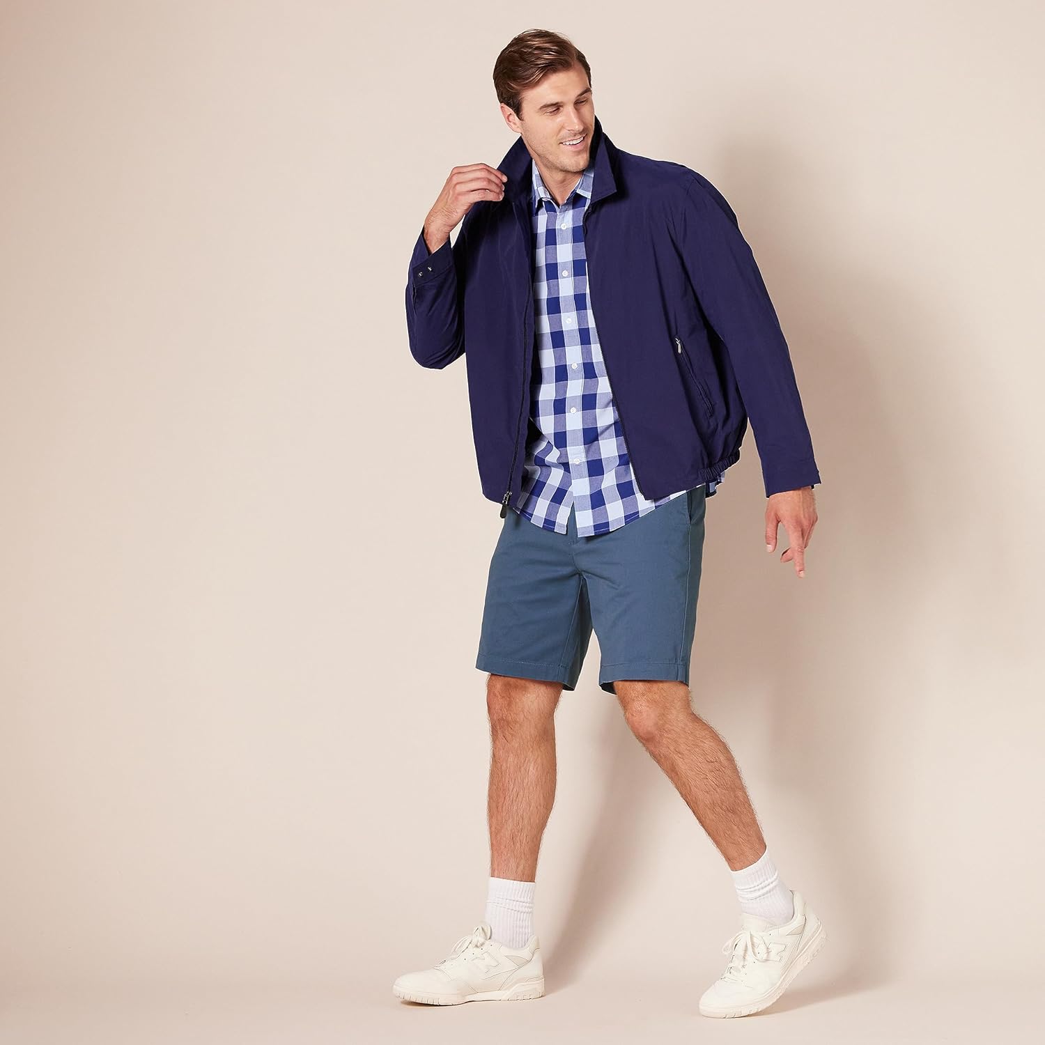 Thumbnail 6 de Amazon Essentials Men’s Slim-Fit 9" (23cm) Chino Shorts