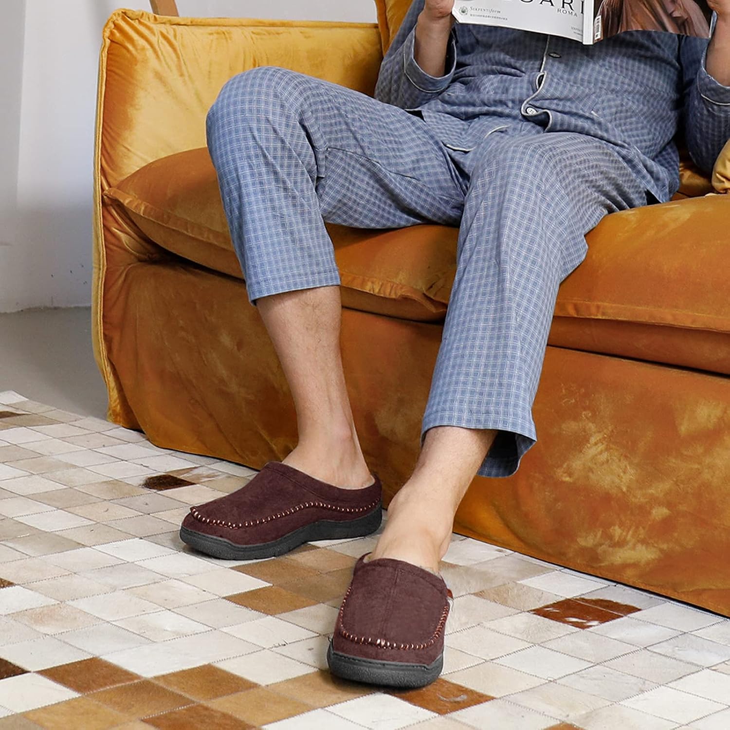 Detalle de Zigzagger Moccasin Slippers for Men 👞