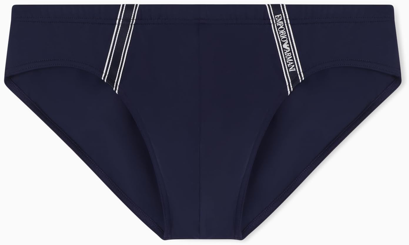 Detalle 2 de Emporio Armani Brief Costume a Slip Uomo: stile e comfort sostenibile per il mare
