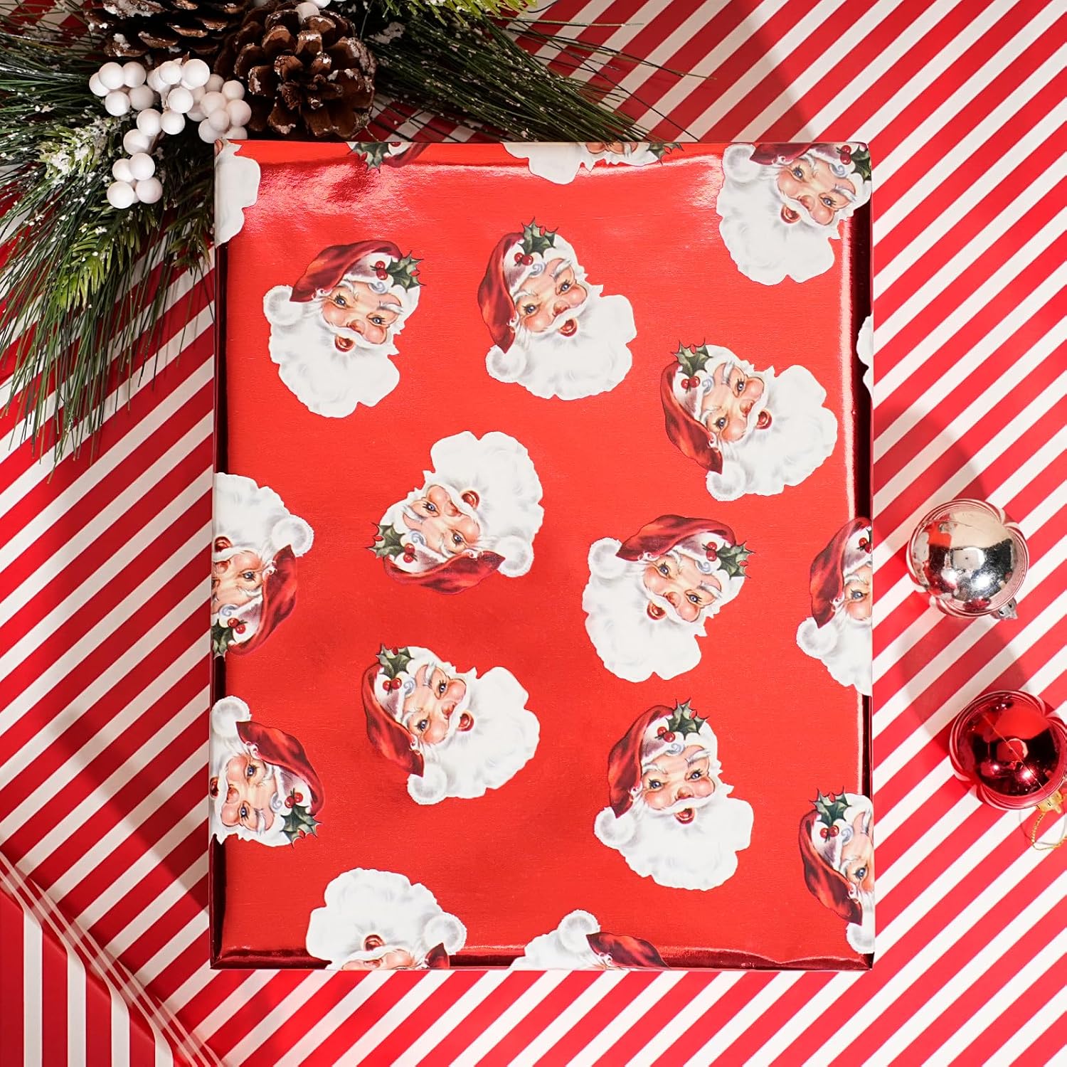 Thumbnail 1 de LaRibbons Vintage Santa Foil Christmas Wrapping Paper, 17-Inch Roll