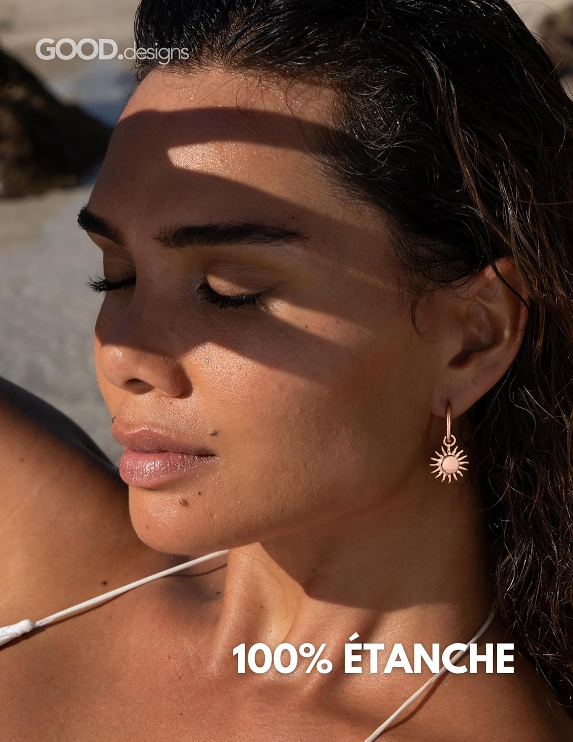 Detalle de Boucles d'oreilles créoles avec pendentif soleil – acier 316L en argent, or 18K ou rose 18K, 17 mm