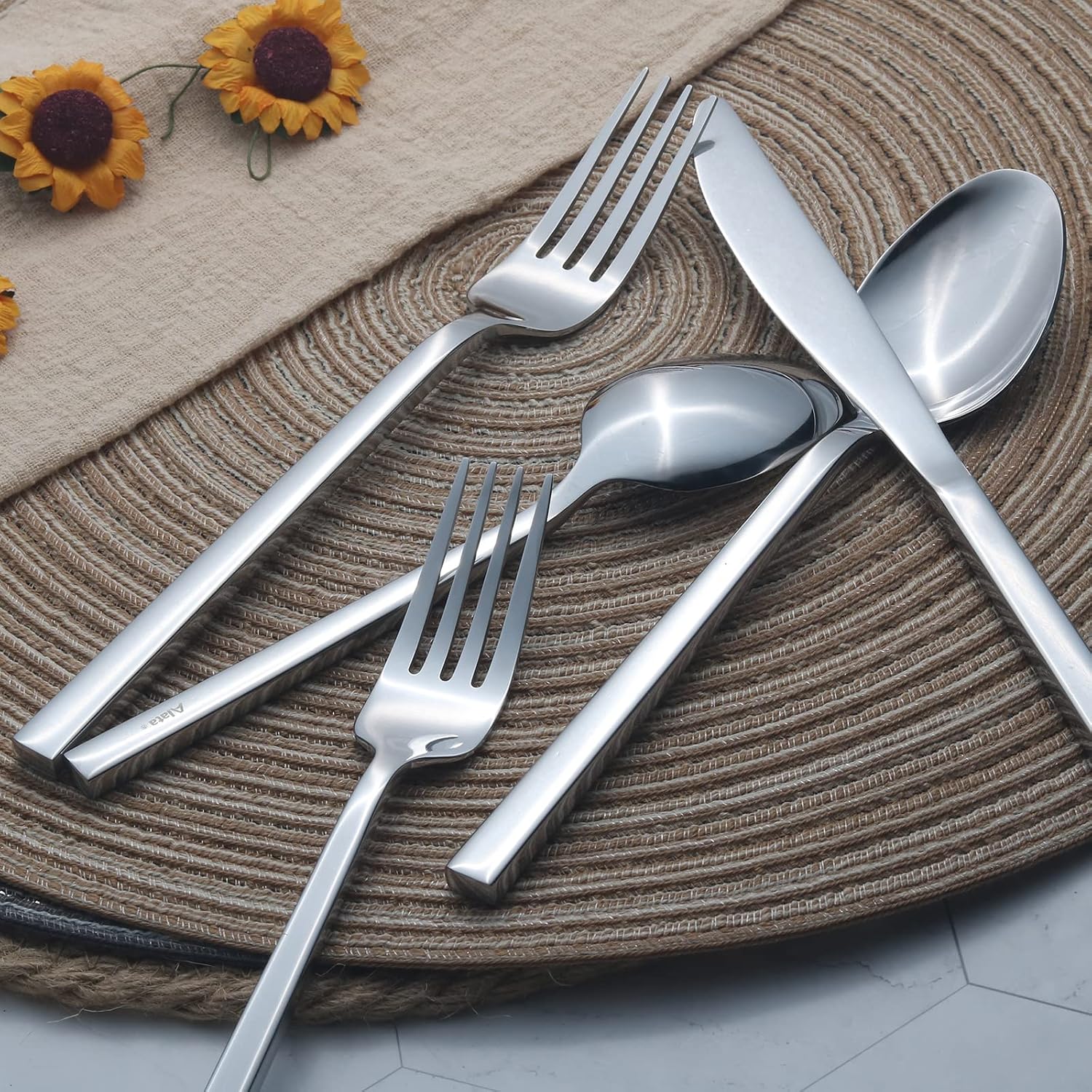 Thumbnail 4 de Alata Cube 65-Piece Stainless Steel Flatware Set 🍴