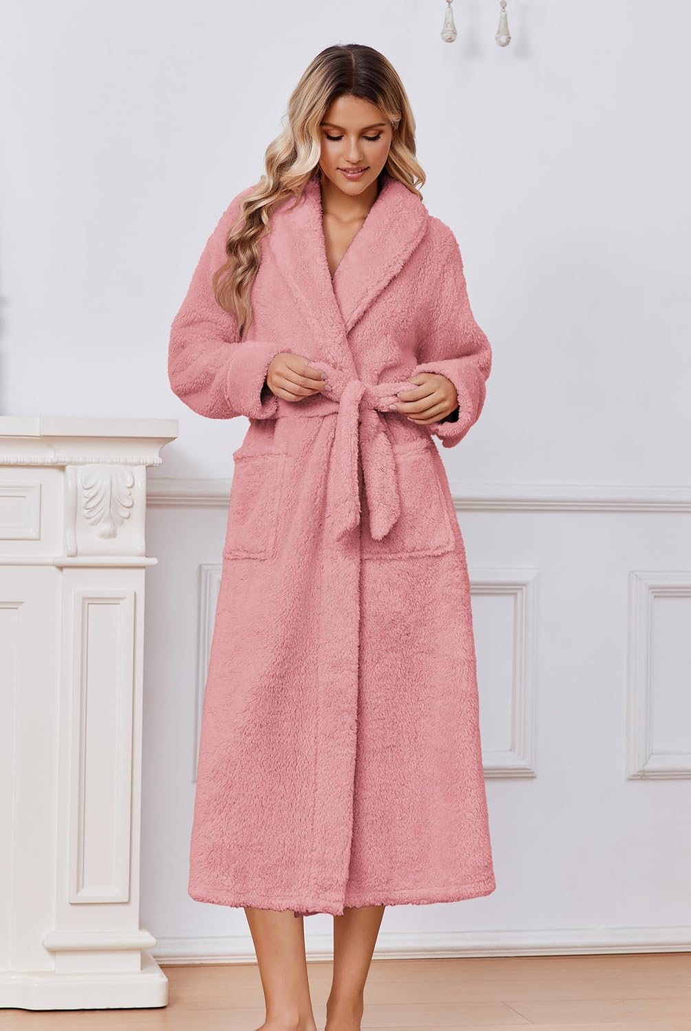 Detalle de Ekouaer Fleece Bathrobe