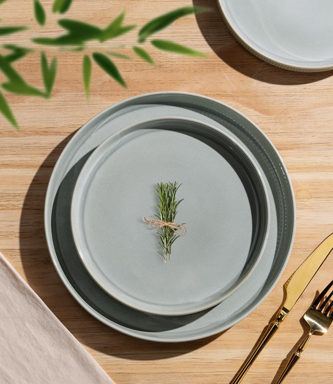 Detalle 2 de TheTerra Ceramic Dinnerware Set 12 Pieces 🍽