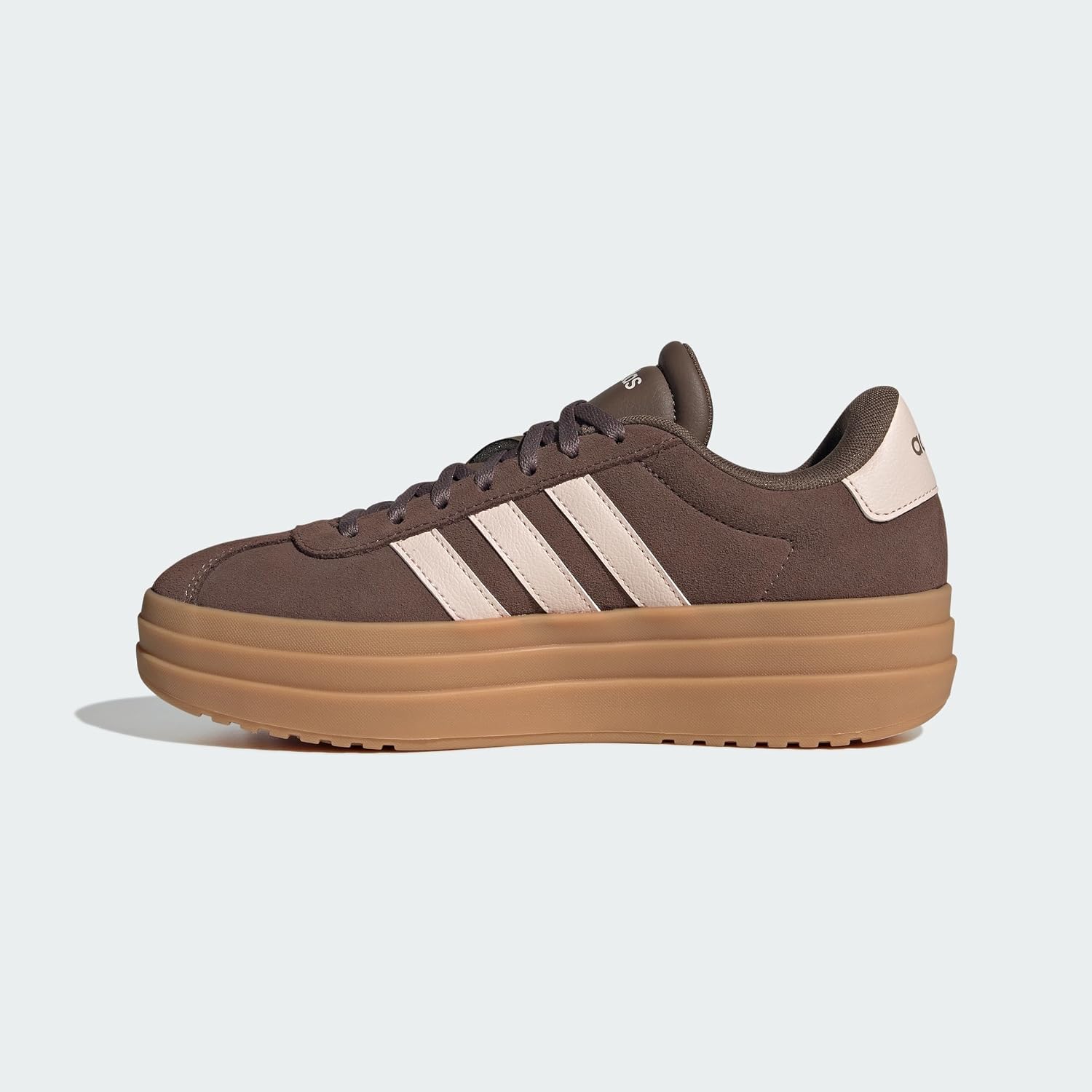 Detalle de adidas Donna VL Court Bold Shoes: stile e comfort quotidiano in una court classica