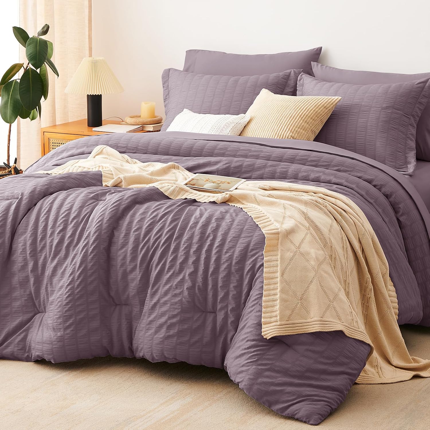 Detalle de CozyLux Oversized King Comforter Set in Dusty Purple Seersucker (7-Piece Bed-in-a-Bag)