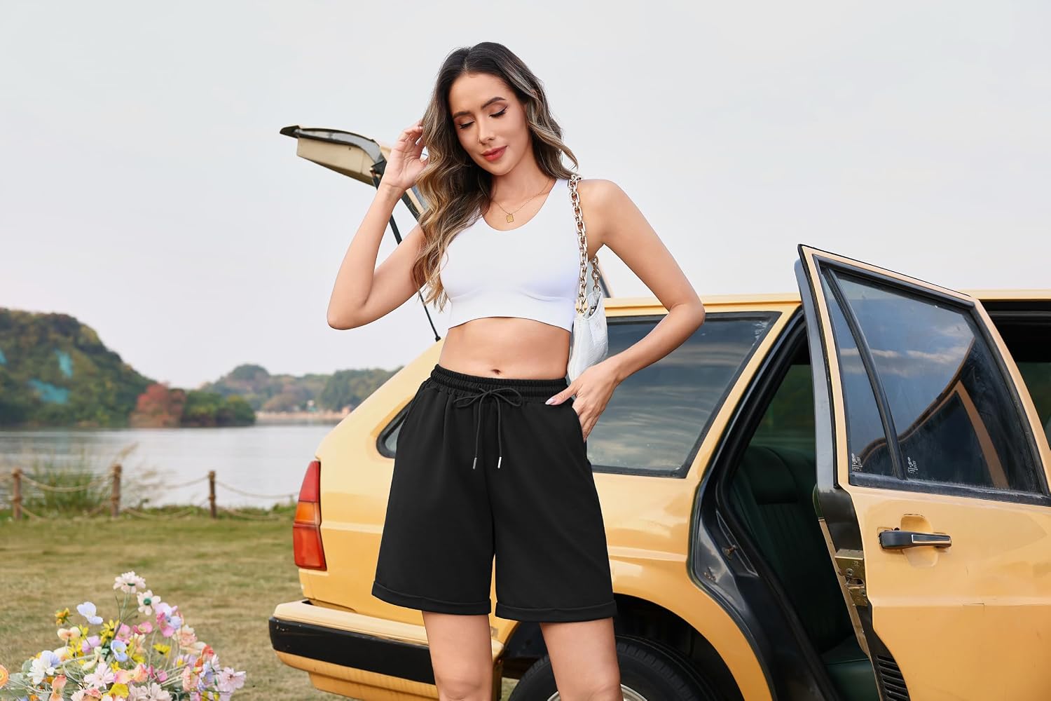 Detalle de Litherday Damen Shorts – Knielange Sportshorts mit Taschen aus Baumwolle, ideal für Fitness und Laufen