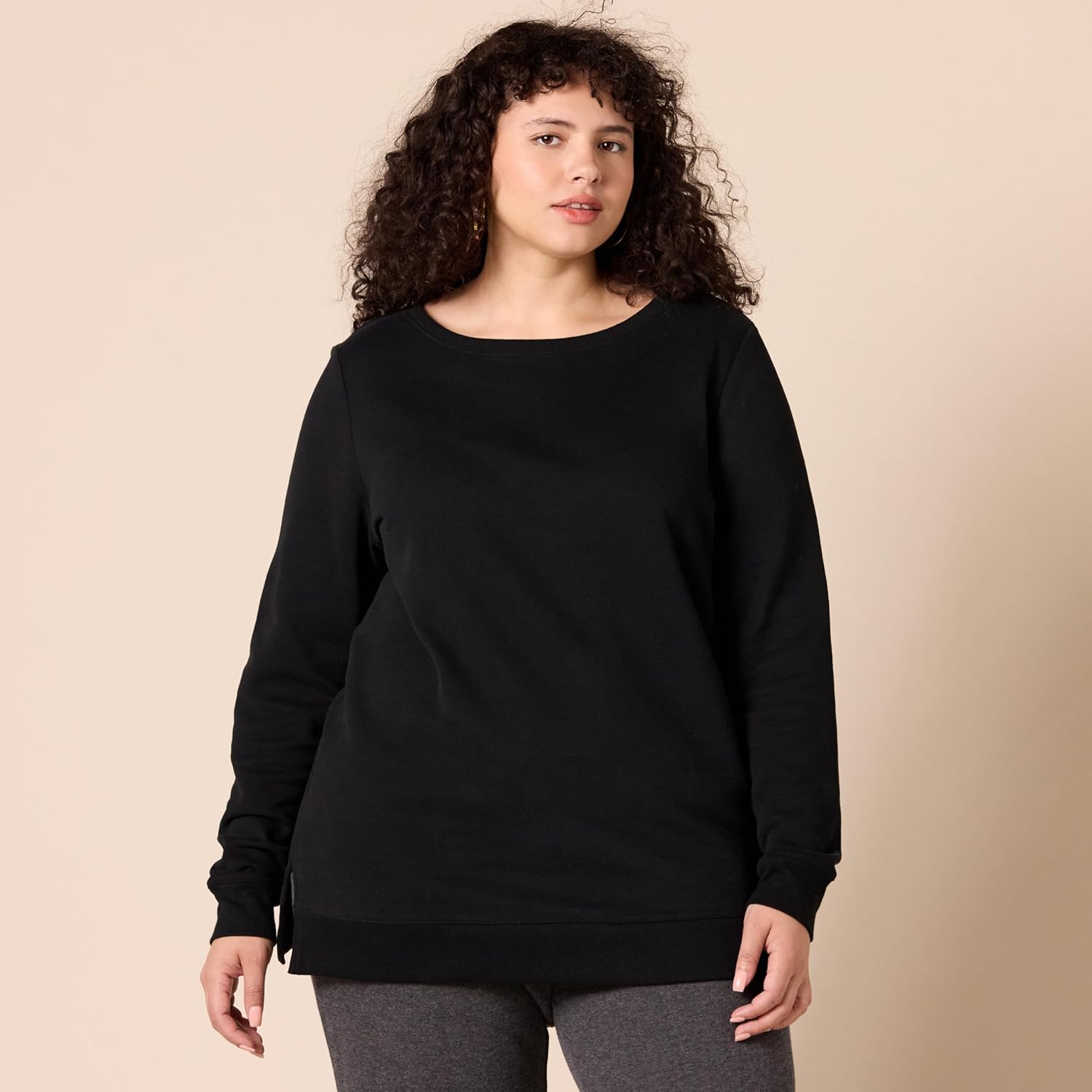 Thumbnail 5 de Amazon Essentials Women’s Open-Neck Loose-Fit Fleece Tunic Sweatshirt