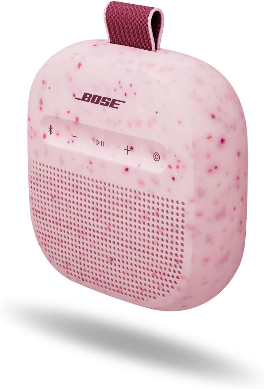 Detalle 2 de Bose SoundLink Micro (2. Gen.) – tragbarer Bluetooth-Lautsprecher mit bis zu 12 Stunden Akku, IP67 & Stereo/Party-Mode