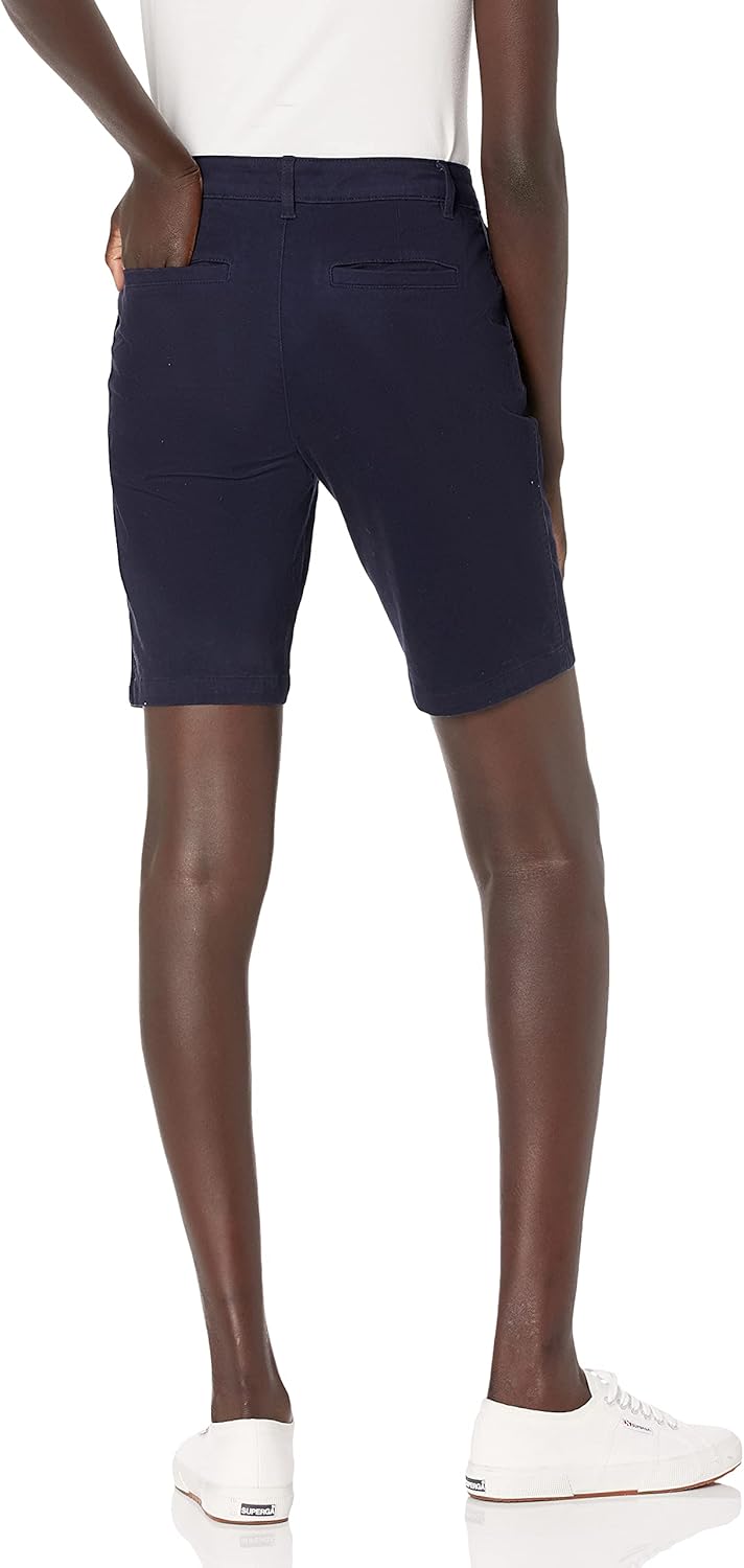 Thumbnail 1 de Amazon Essentials Damen Khakifarbene Bermudashorts mit mittlerer Leibhöhe und 25 cm Beininnenlänge