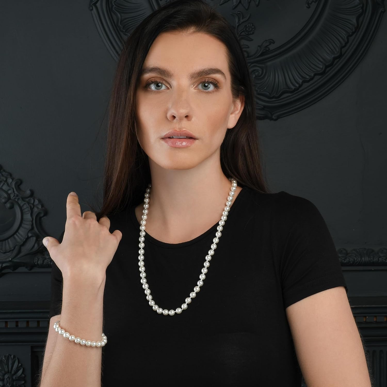Detalle 2 de Collana lunga ZAVANA con perle di conchiglia (60 cm), multi-giro e senza chiusura