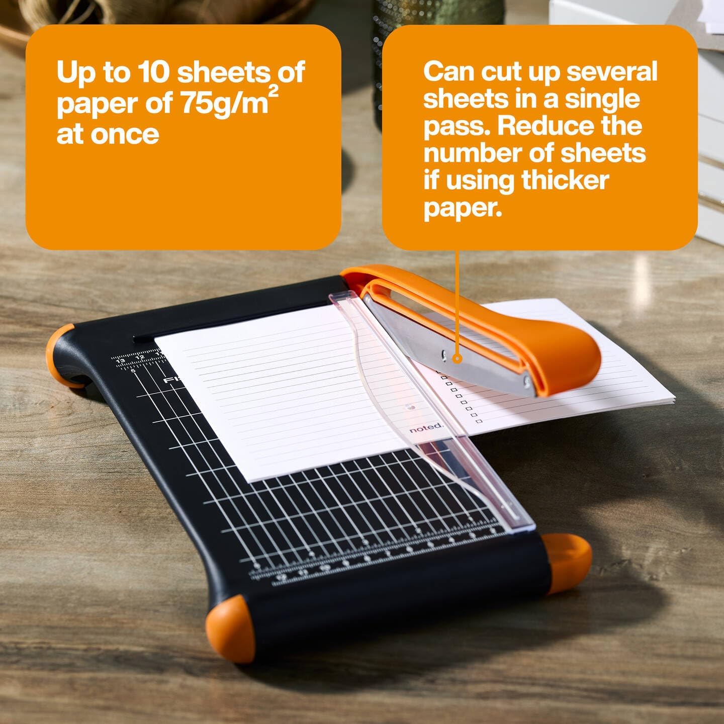 Detalle de Fiskars Guillotine Bypass – Format A5 vertical / A4 horizontal, lame auto-affûtante, protège-doigts, 30% recyclé (1077982)