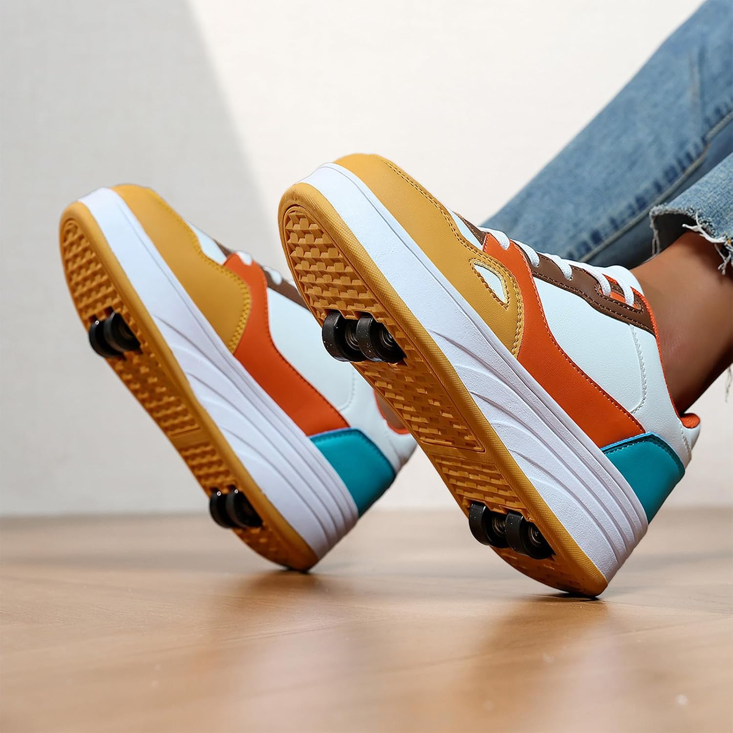 Thumbnail 4 de HSQ Fashion Sneaker Roller Skate Shoes for Kids with Detachable Wheels