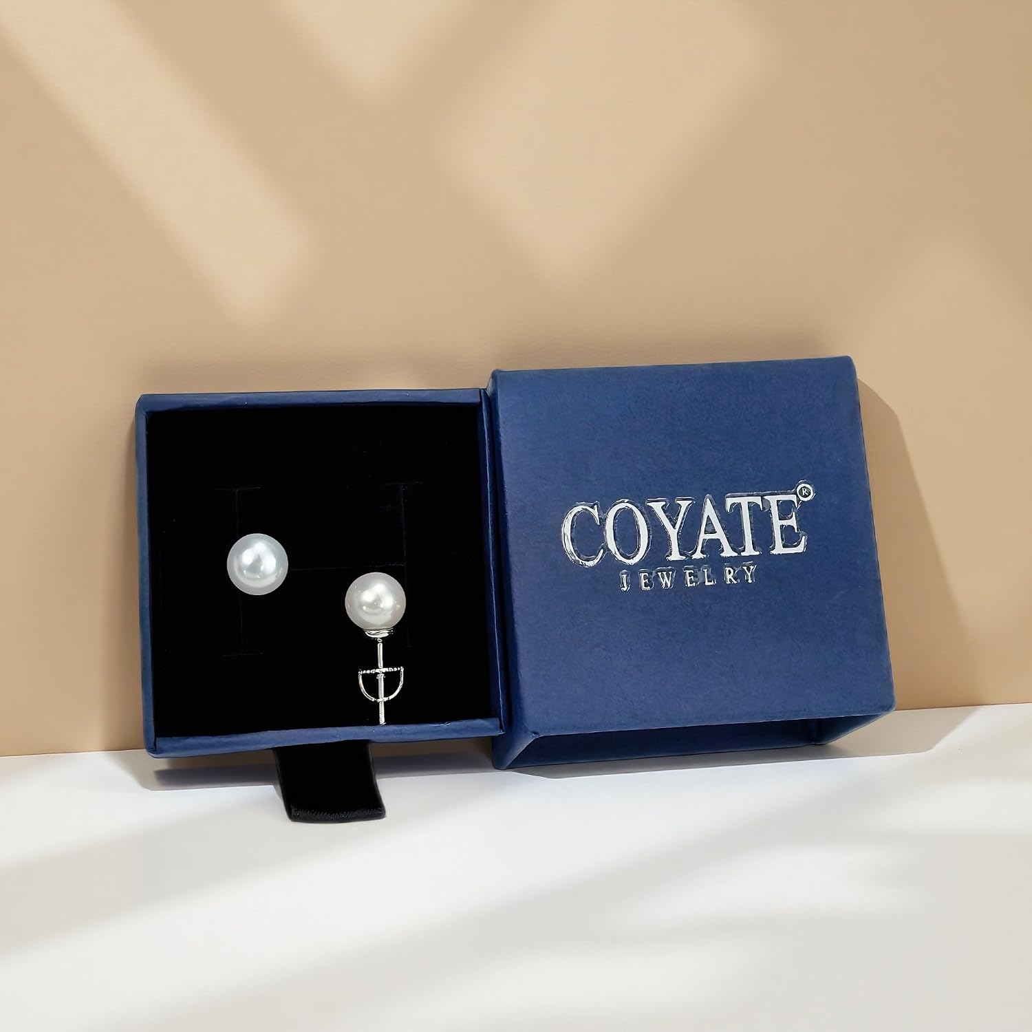 Detalle 2 de Pearl Stud Earrings, 925 Sterling Silver