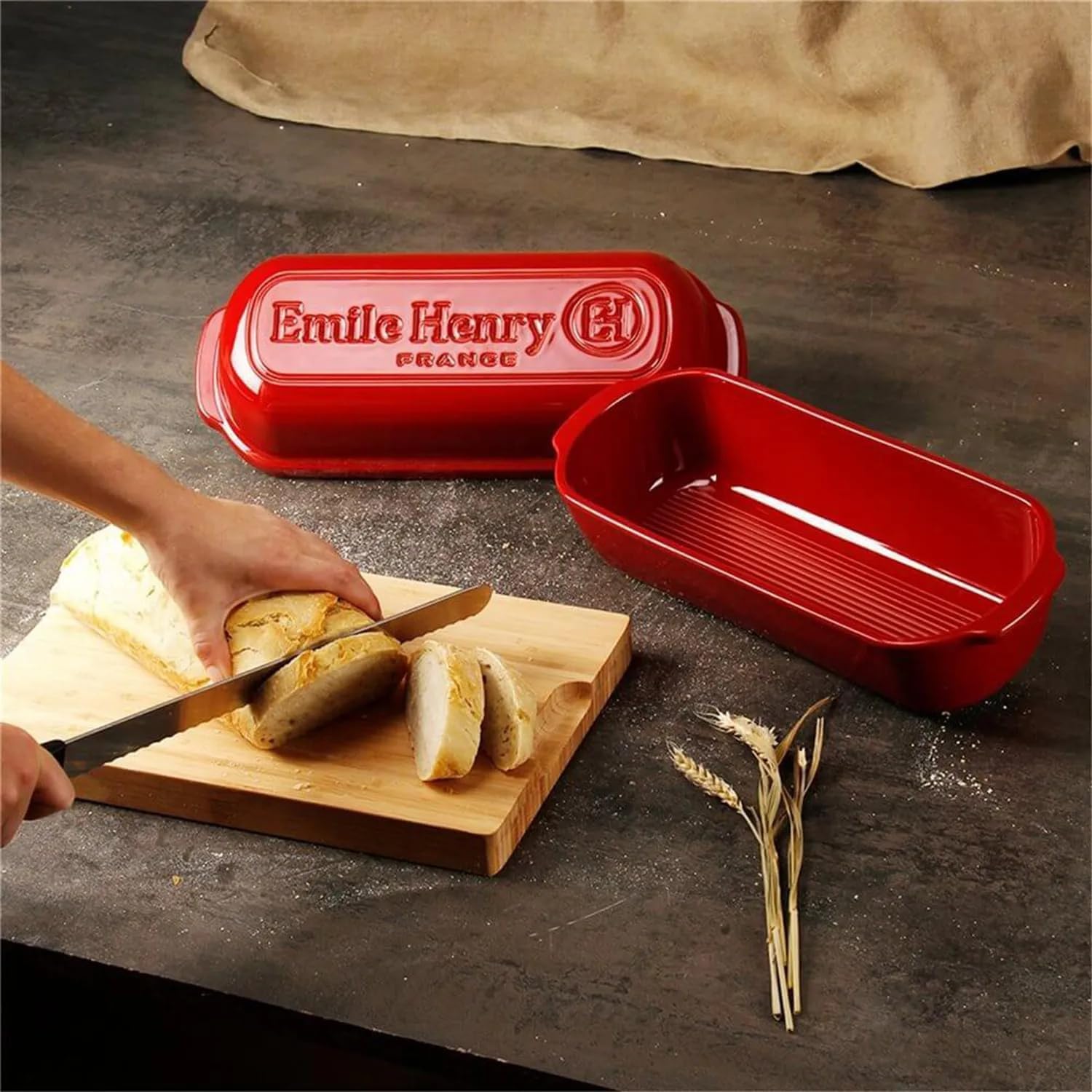 Thumbnail 2 de Emile Henry bread loaf baker 2.6L