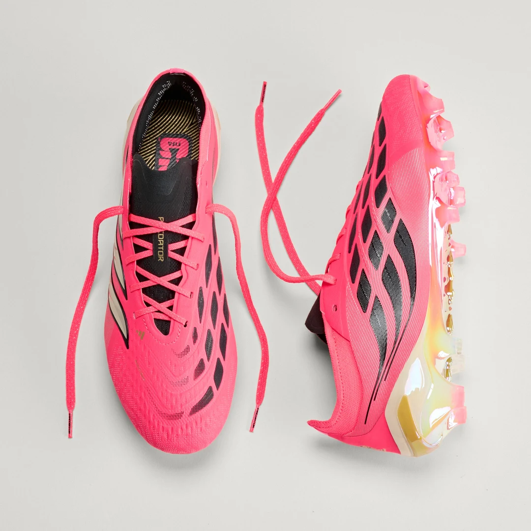 Detalle de Adidas Predator Elite para césped natural seco – color Rosa