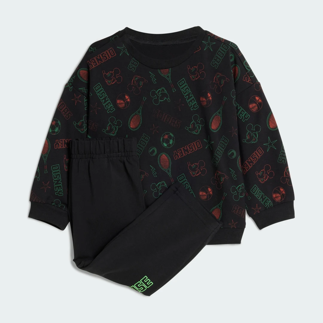 Detalle de Chándal Adidas Disney Mickey Mouse para niños: cómodo y divertido para juego diario