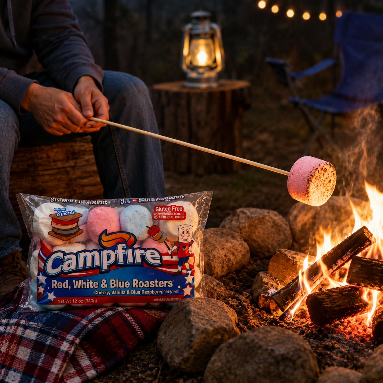 Thumbnail 3 de Firestix Patriotic Jumbo Roaster Marshmallows, 3-Pack with 30-Inch Skewers