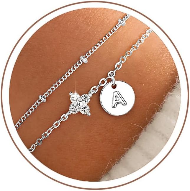 Detalle de TINGN Damen-Armband mit Initialen A–Z, 14K Gold vergoldet und vierblättrigem Kleeblatt (Verlängerungskette 15 cm + 5 cm)