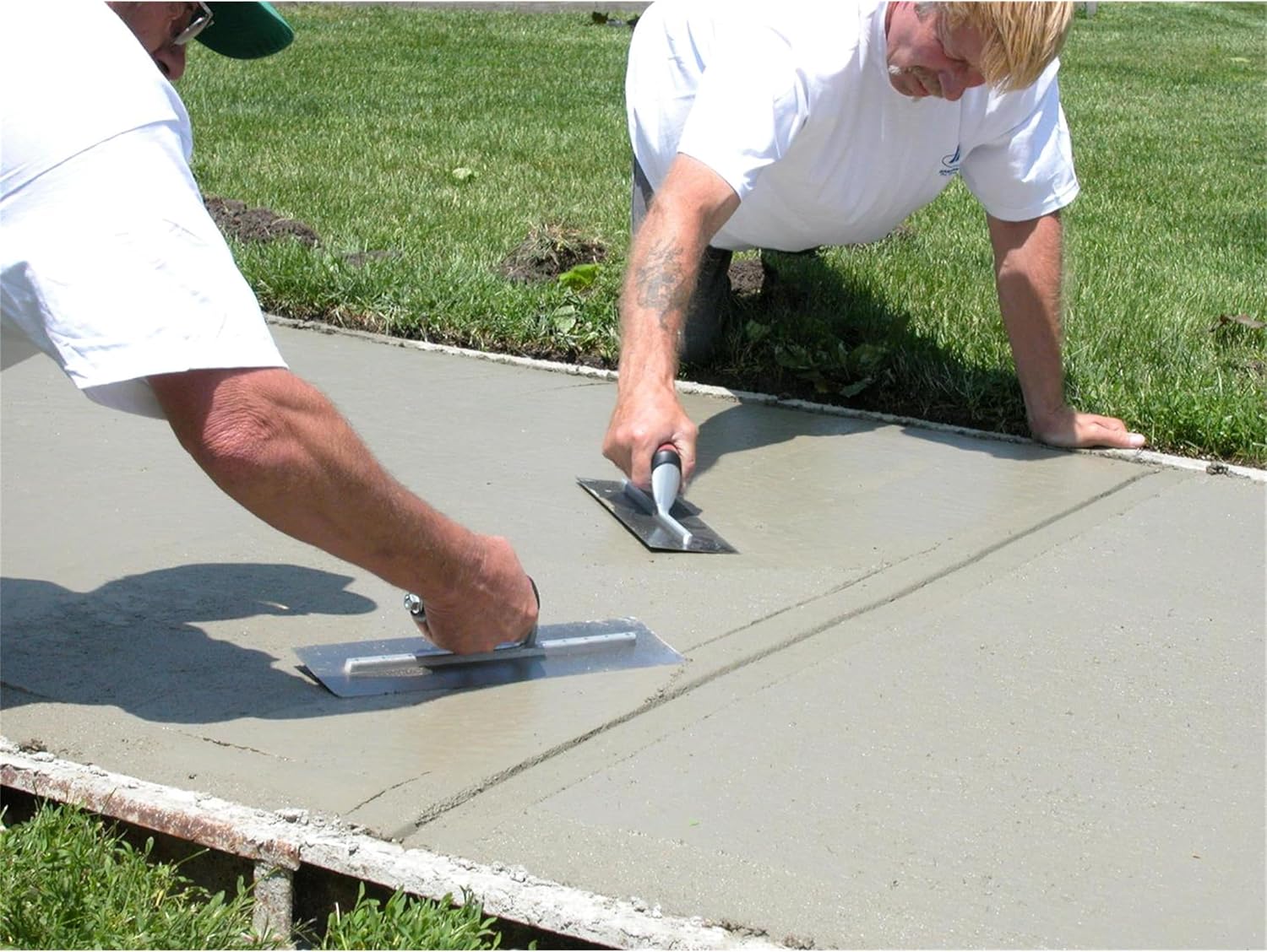 Detalle 1 de Marshalltown vlakspaan 406 x 76 mm van koolstofstaal met gebogen Durasoft-steel