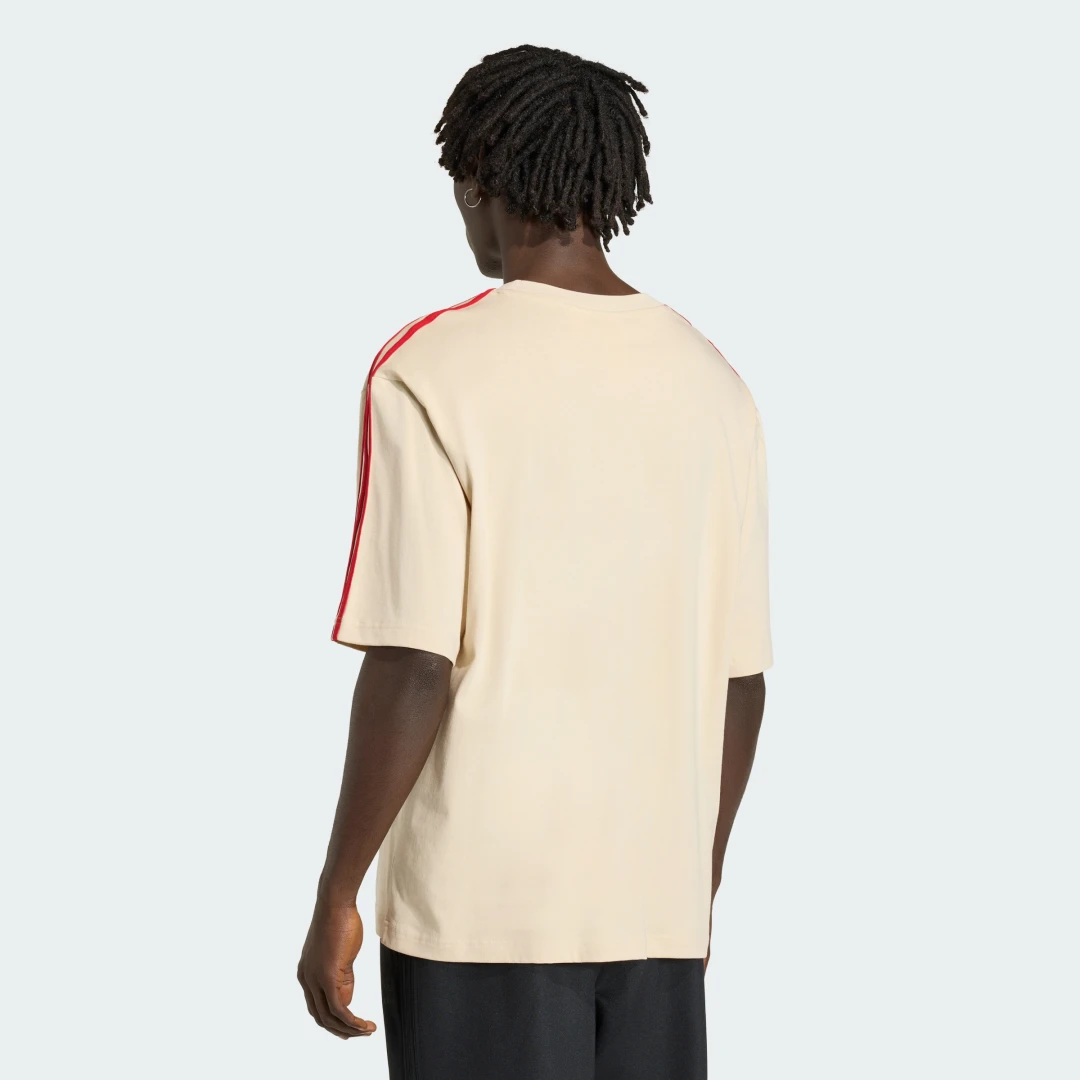 Thumbnail 1 de Camiseta Oversize con 3 Bandas Adicolor de Adidas en Beige