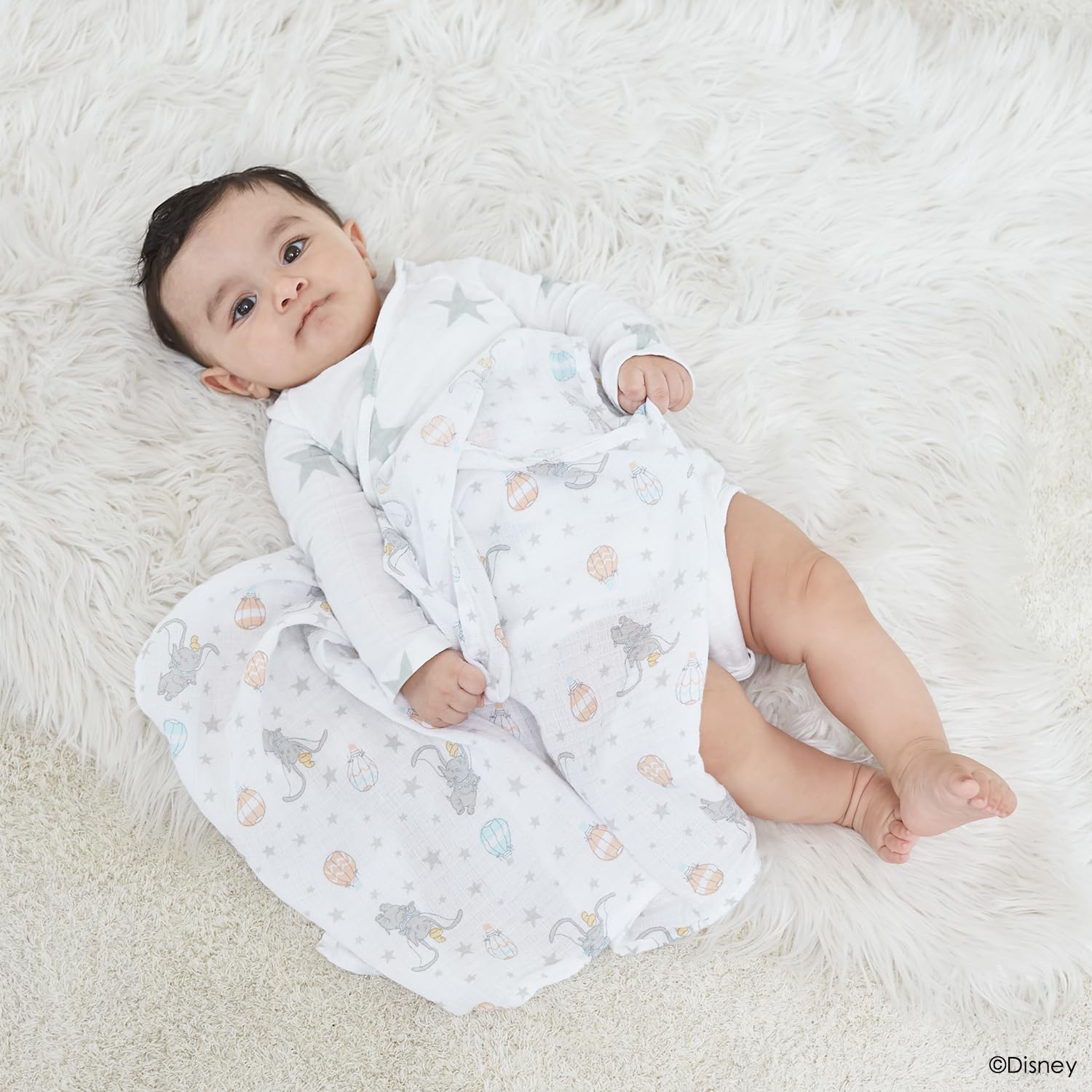 Detalle de aden + anais essentials SWADAEDESWC40007DIJB ダンボ柄おくるみ4枚セット 112×112cm モスリンコットン