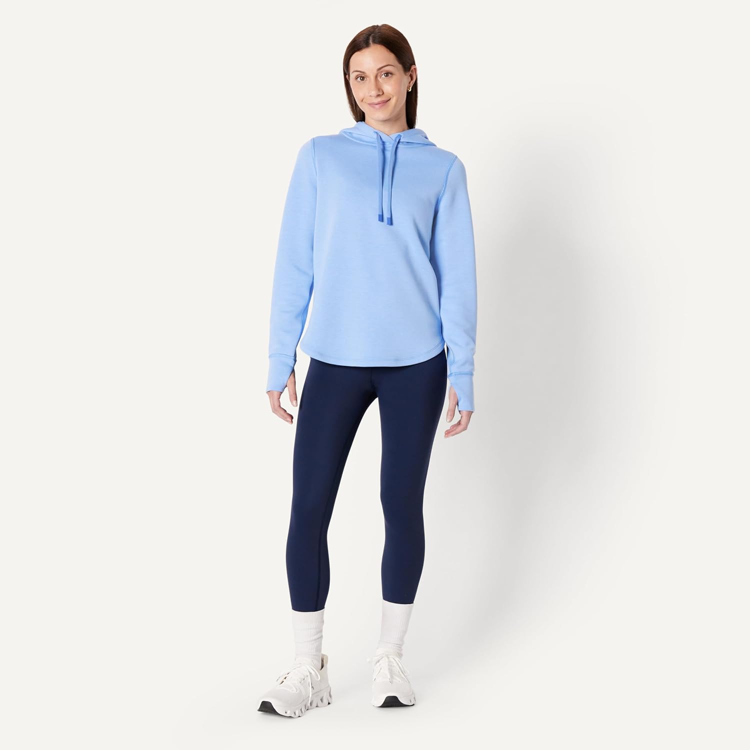 Detalle de Amazon Essentials Women's Active Sweat Relaxed-Fit Hoodie Sweatshirt