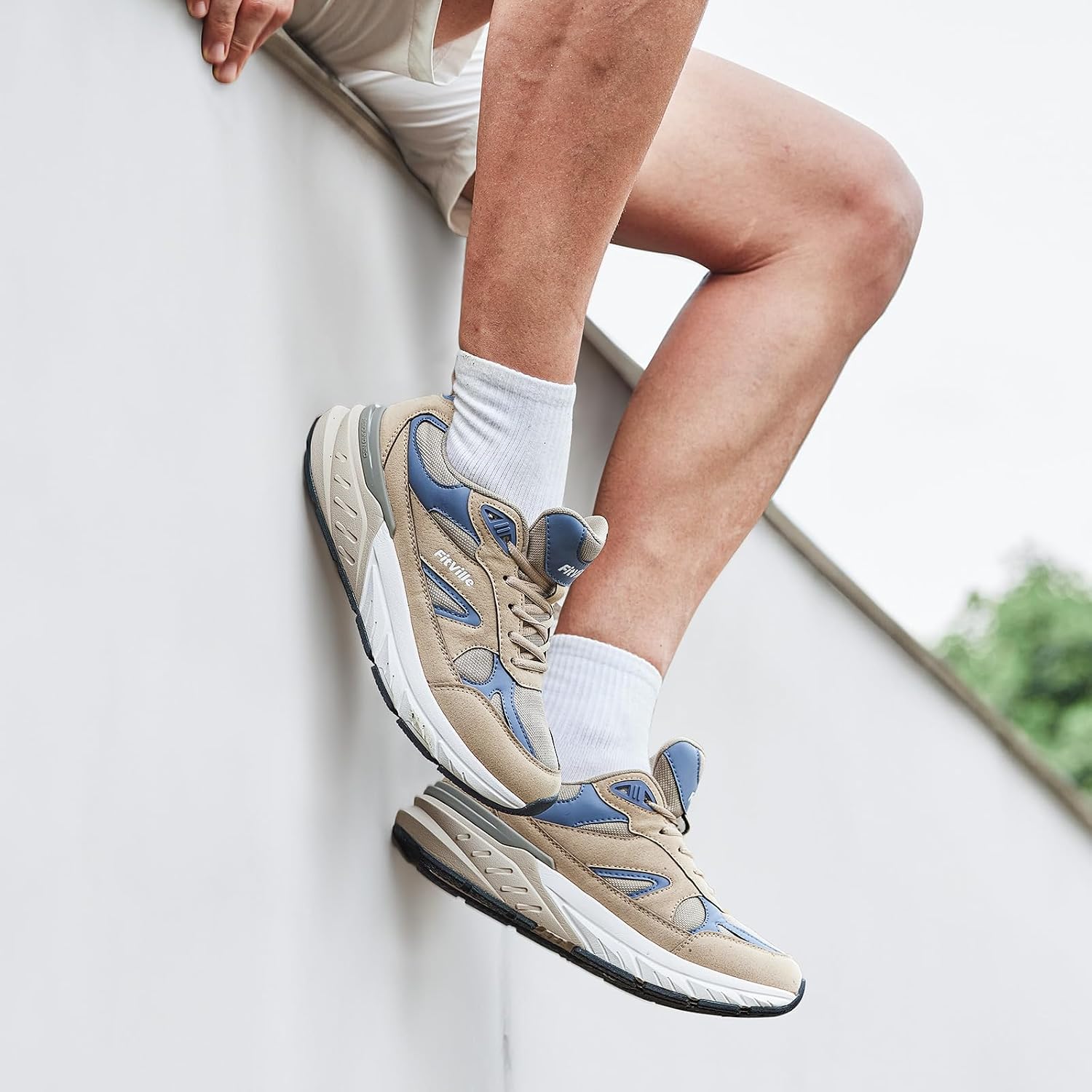 Detalle de FitVille Rebound NEO V1 Wide Walking Shoes for Men: Extra Wide, Arch Support, Heel Pain Relief