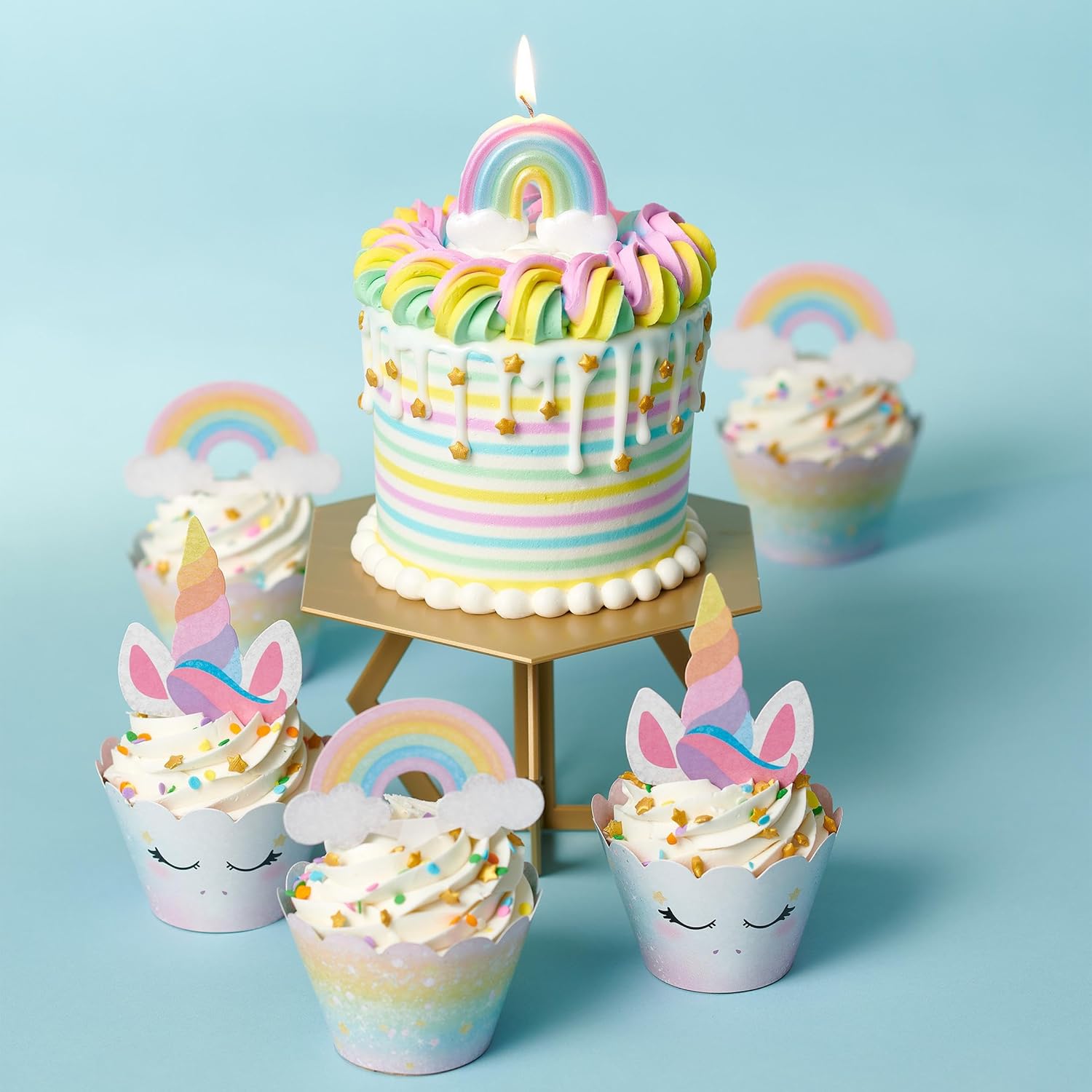 Detalle 1 de DecoPac 26381 Gold Star Sprinkles, Edible Cake & Cookie Decorations, 18.5 oz