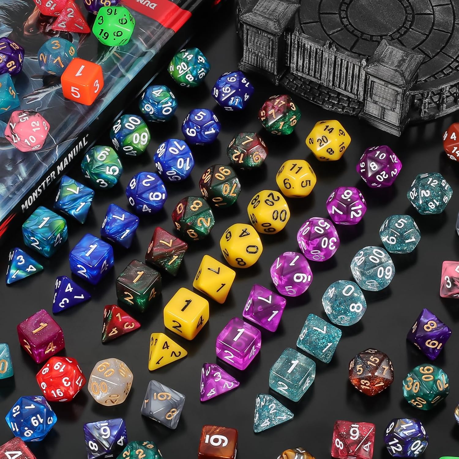Detalle de QMay 30 Sets Polyhedral Dice – 210 Pieces with a Large Drawstring Bag