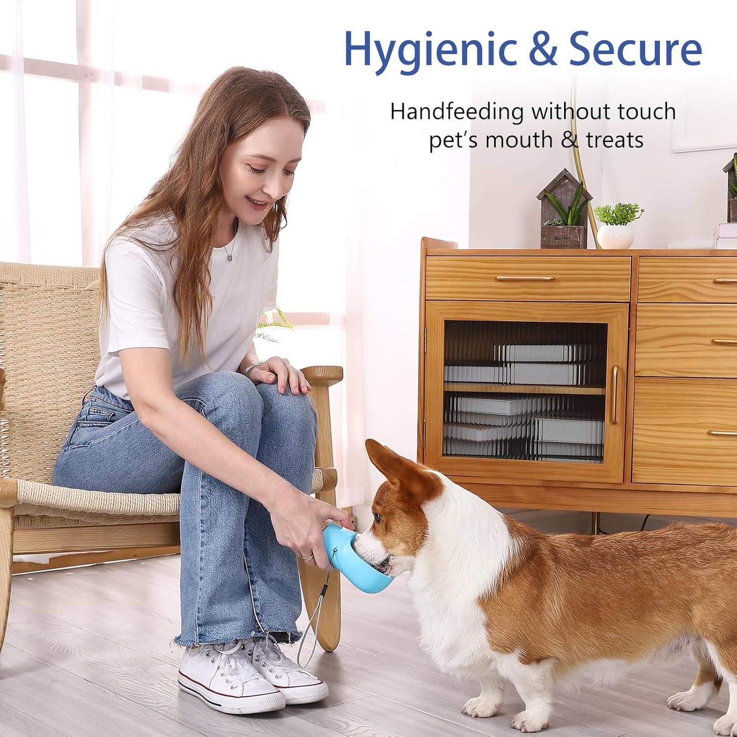 Detalle 2 de Colorday 3-in-1 Hundefutterstation: BPA-freier Leckerli-Spender, Clicker und Beutel für Training und Outdoors