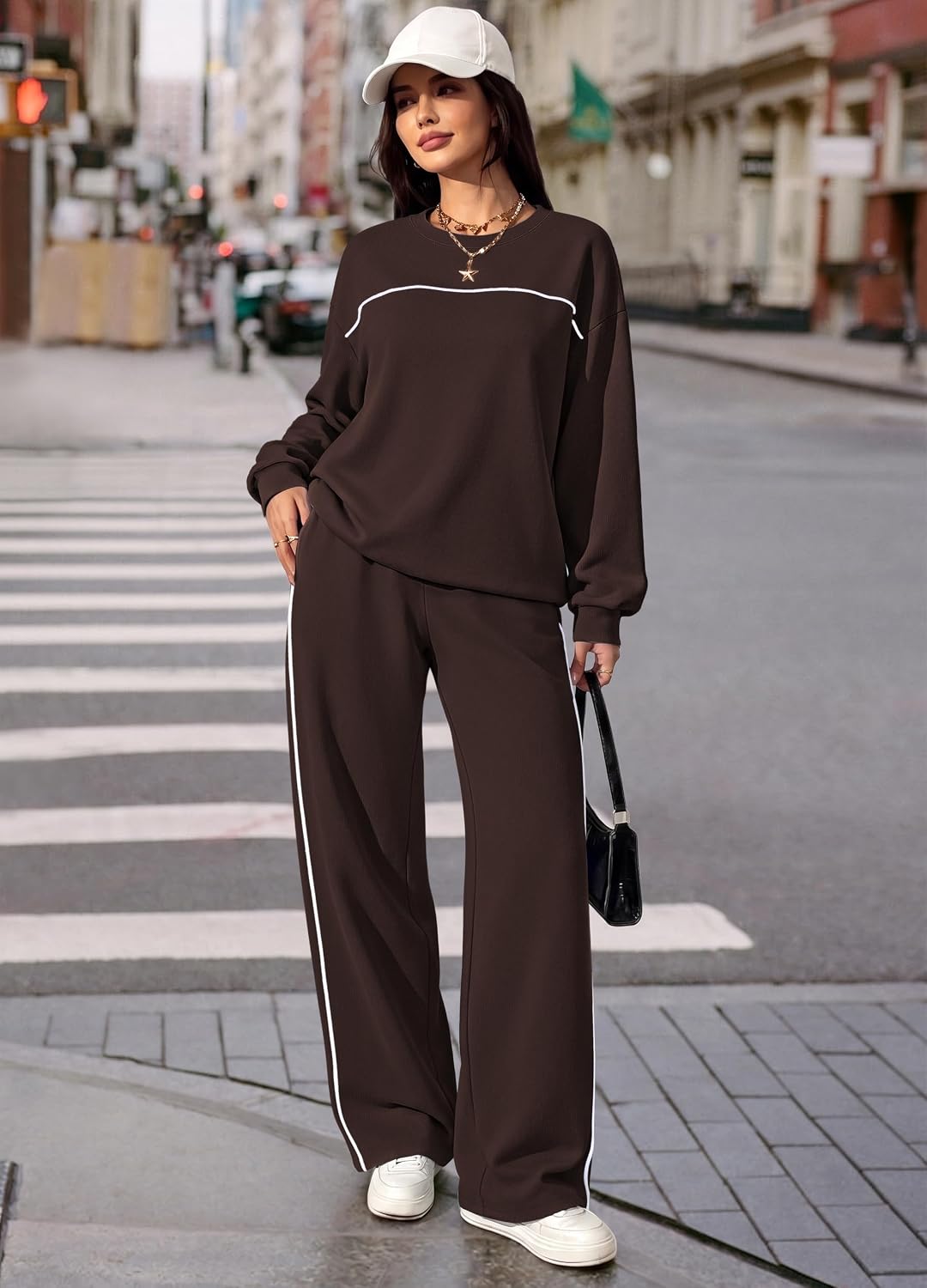 Detalle de OFEEFAN Women's Two-Piece Lounge Set with Contrast Piping and Wide-Leg Pants