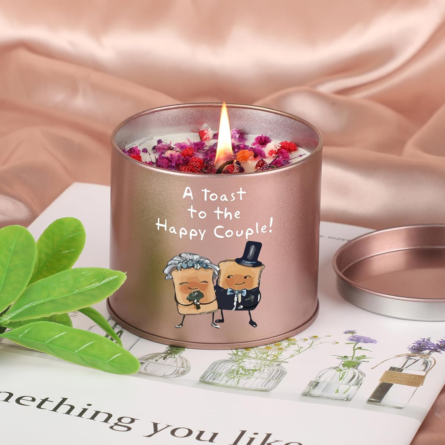 Detalle de PRSTENLY Lavender 9oz Wedding Candles: Thoughtful Couple’s Gift for the Big Day