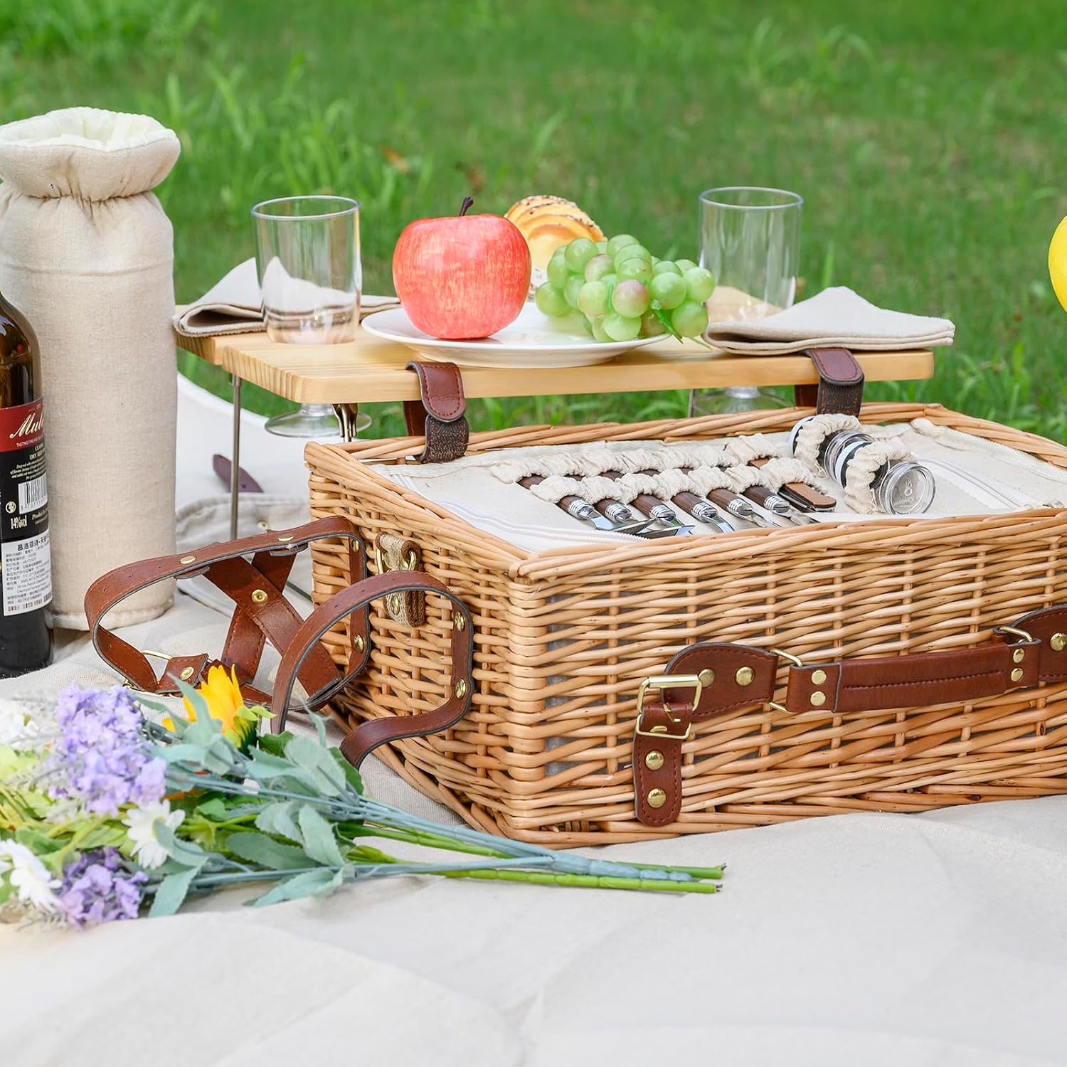 Thumbnail 6 de SatisInside Versatile picnic set for 4- natural 4人用柳編みピクニックバスケット、断熱仕様・テーブル付き