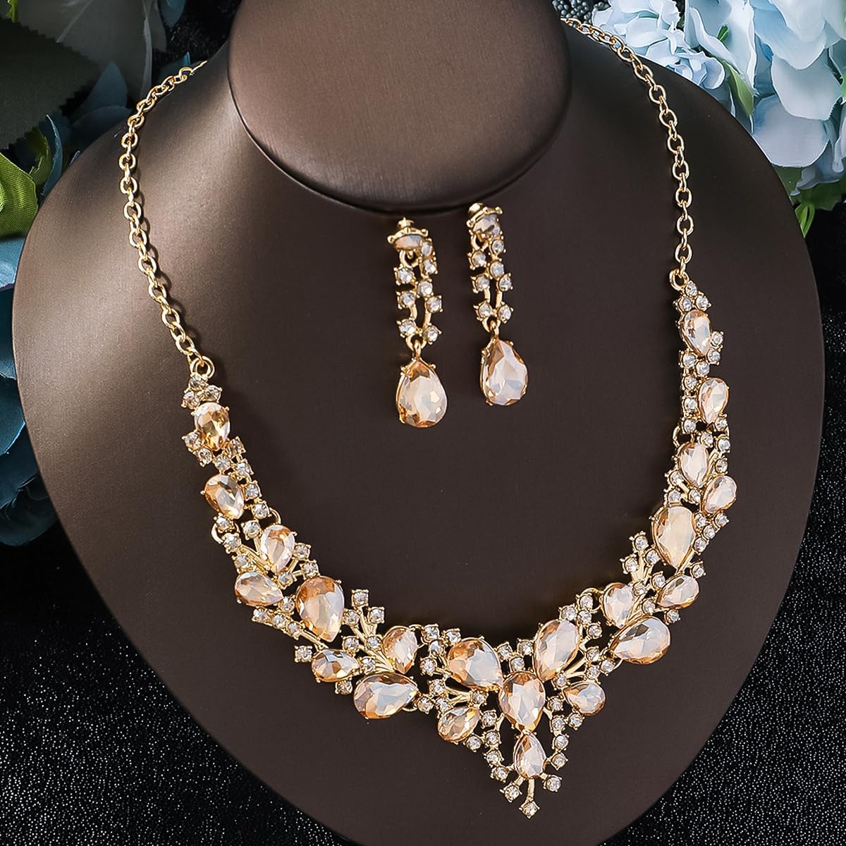 Detalle de ALMLWIAJ Statement Halskette & Ohrringe Set – Kristall Tränen Clusterschmuck für Hochzeiten