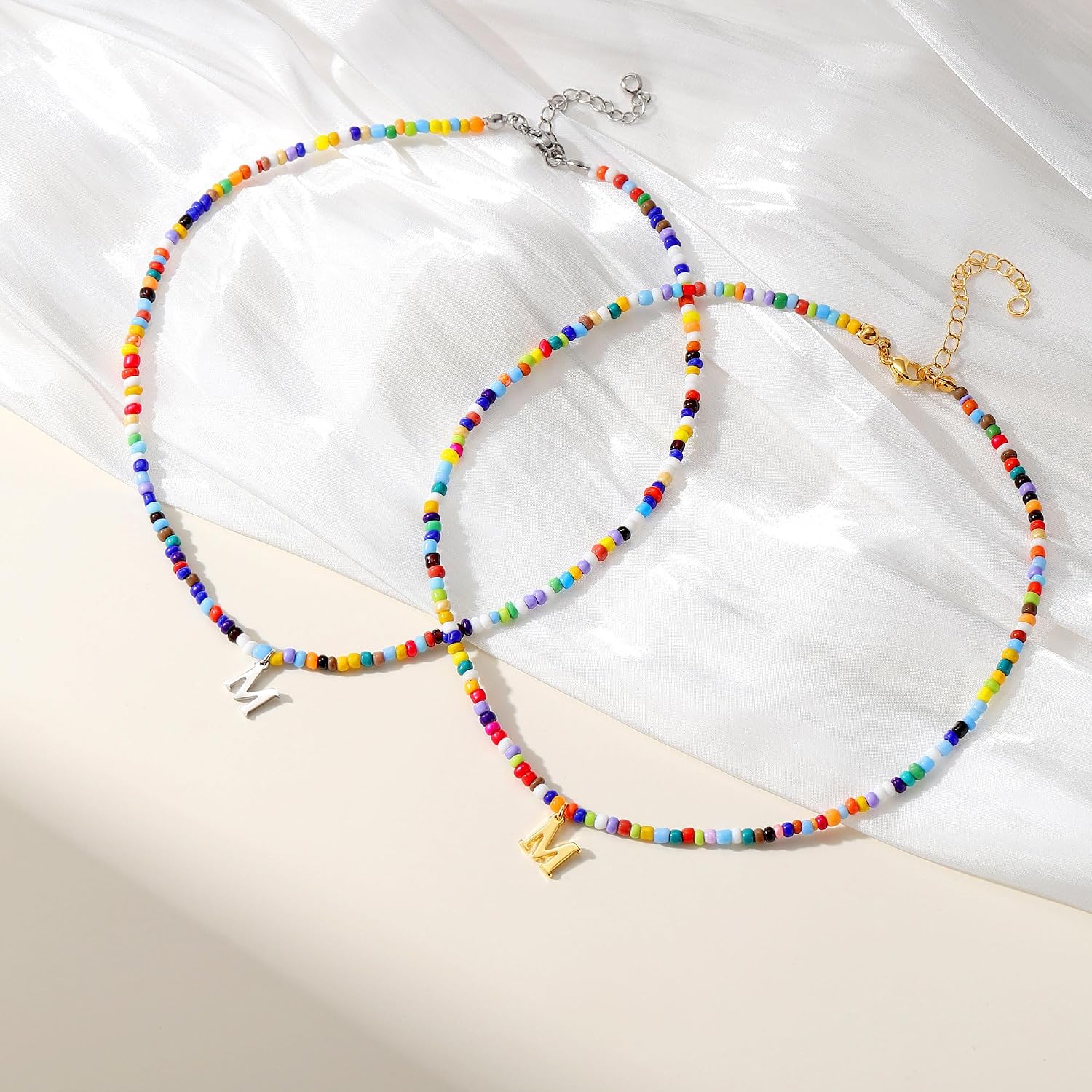 Detalle de TINGN collana girocollo bohémien con perline colorate e iniziale personalizzabile