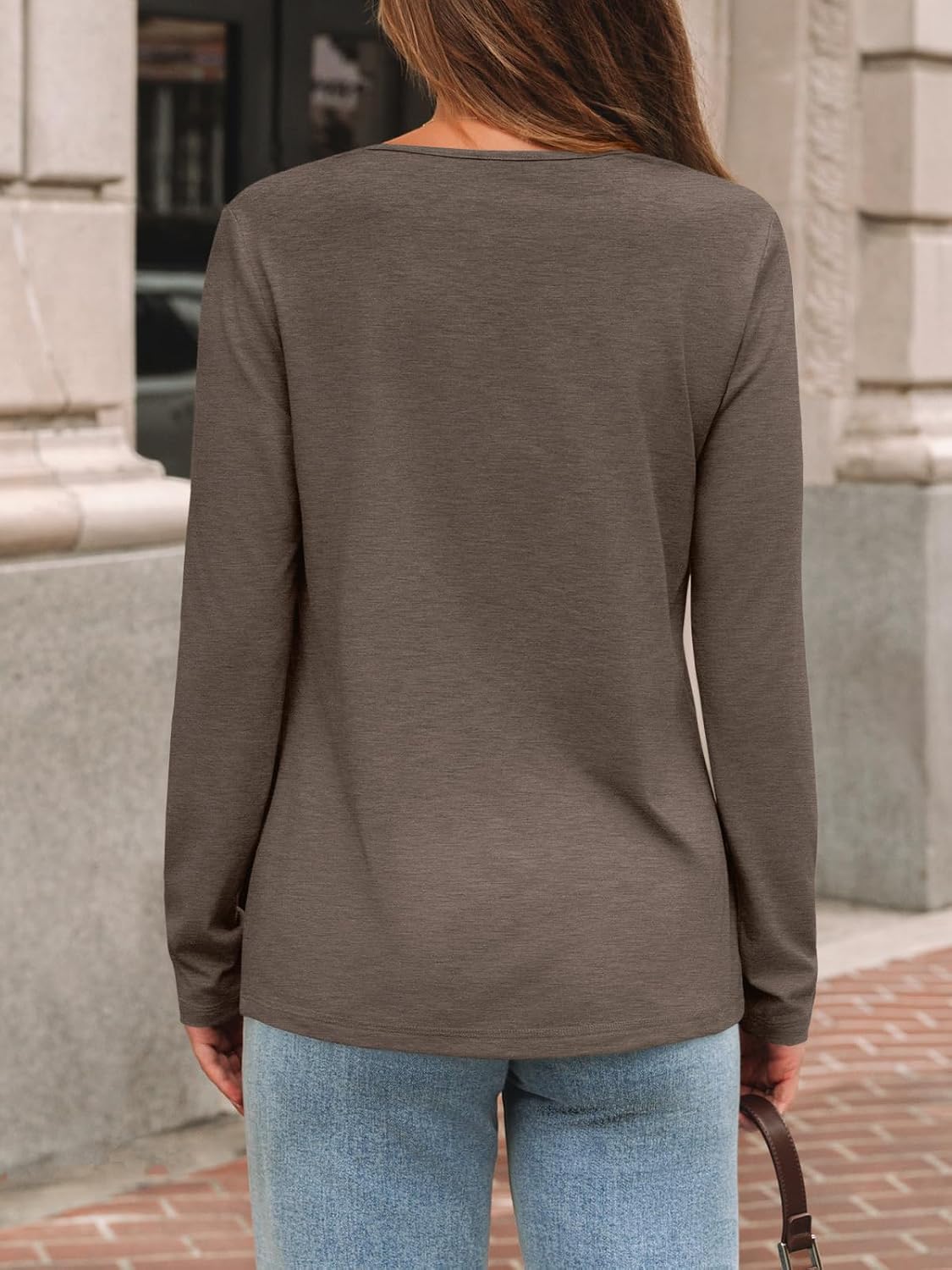 Detalle 2 de AUTOMET Long Sleeve V-Neck Casual Top