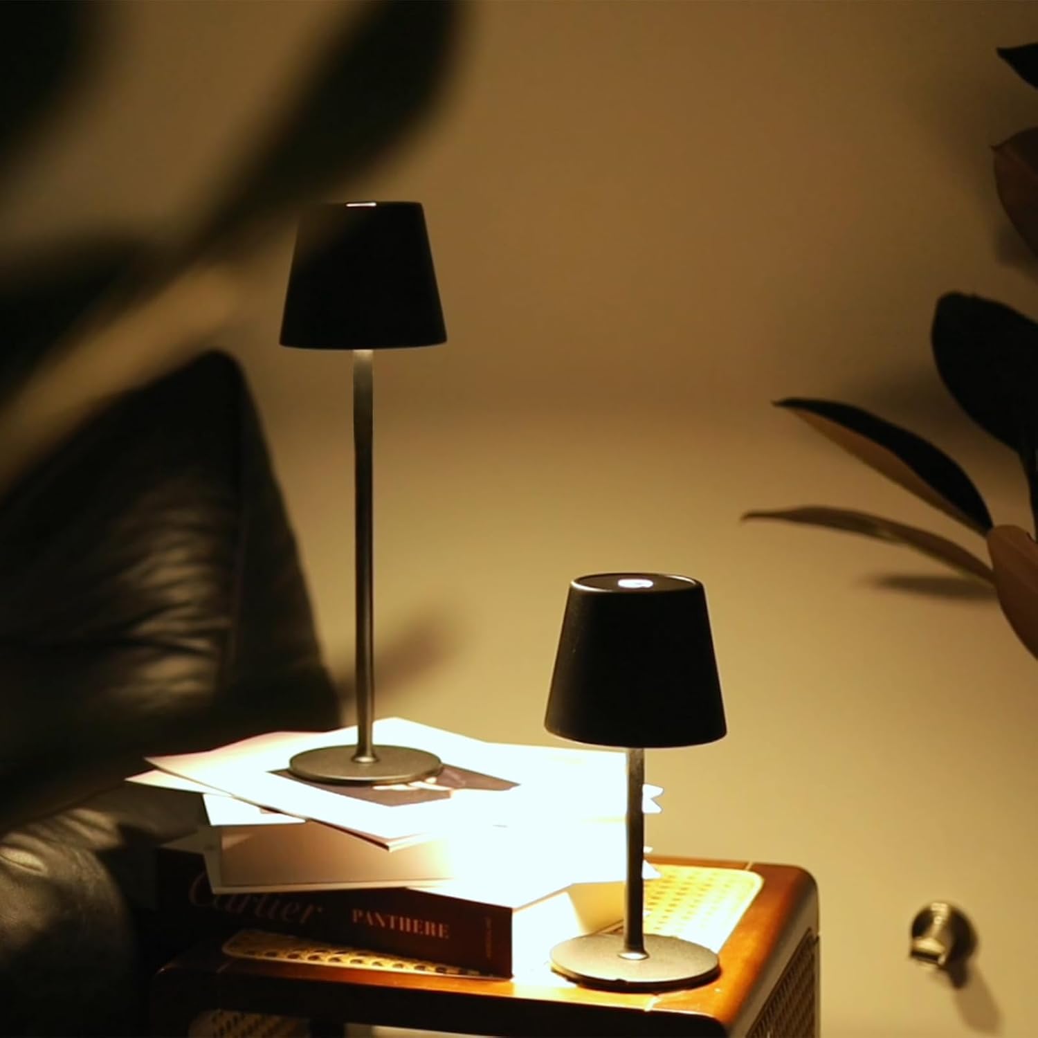 Detalle de DILUMEN LED Akku-Tischlampe mit Touch 3000K