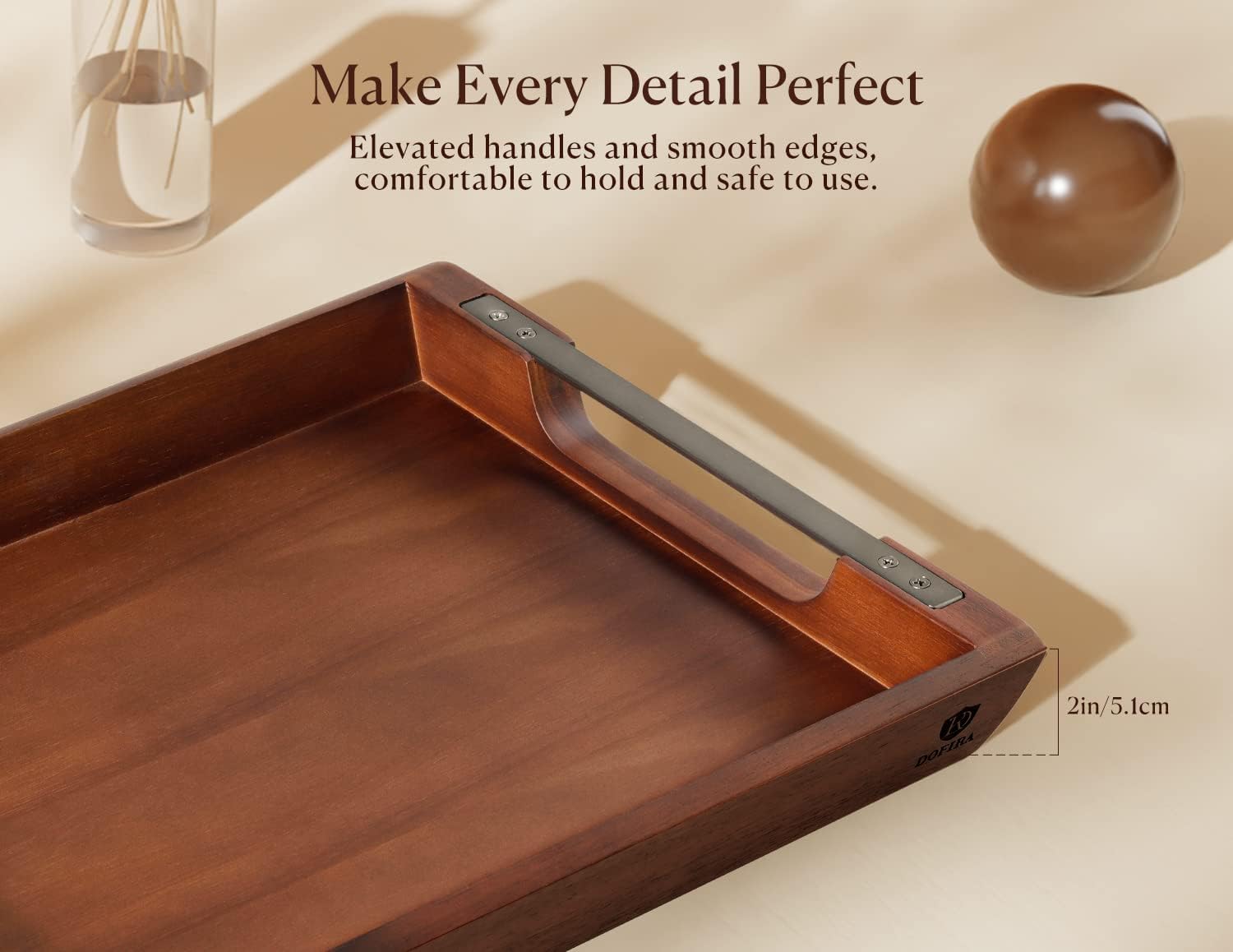 Detalle de Dofira Acacia Wood Serving Tray with Metal Handles (17x13in)