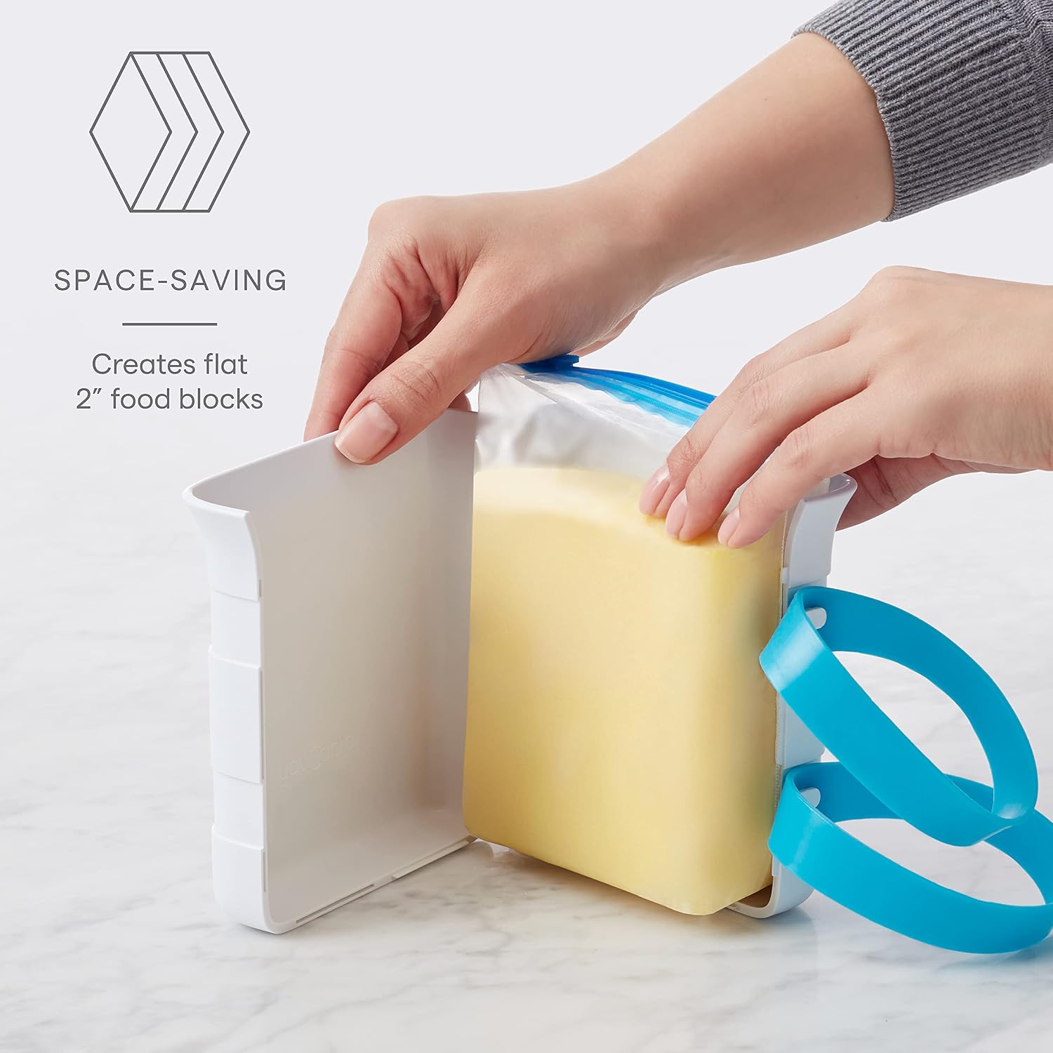 Detalle 2 de YouCopia FreezeUp Freezer Food Block Maker 2-Cup 🍽