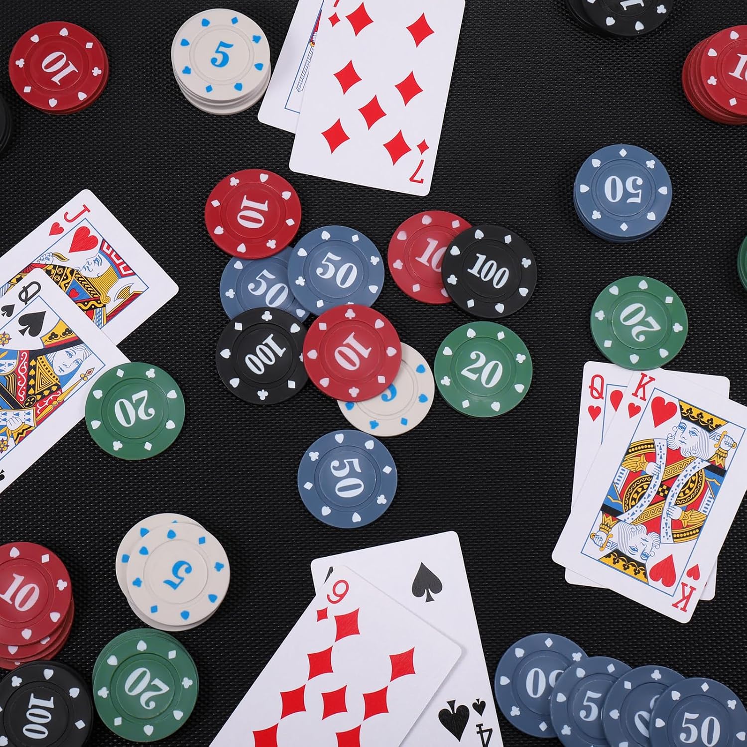 Detalle de Zocipro pokerchips, 120 marker i fem valörer med sammetspåse