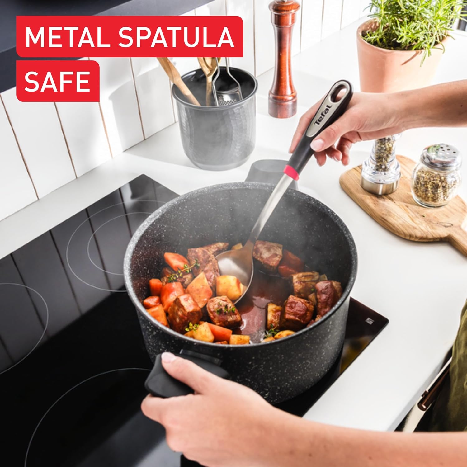 Thumbnail 2 de Tefal Titanium Stone Stewpot 24 cm: practical everyday non-stick with Thermo-Signal