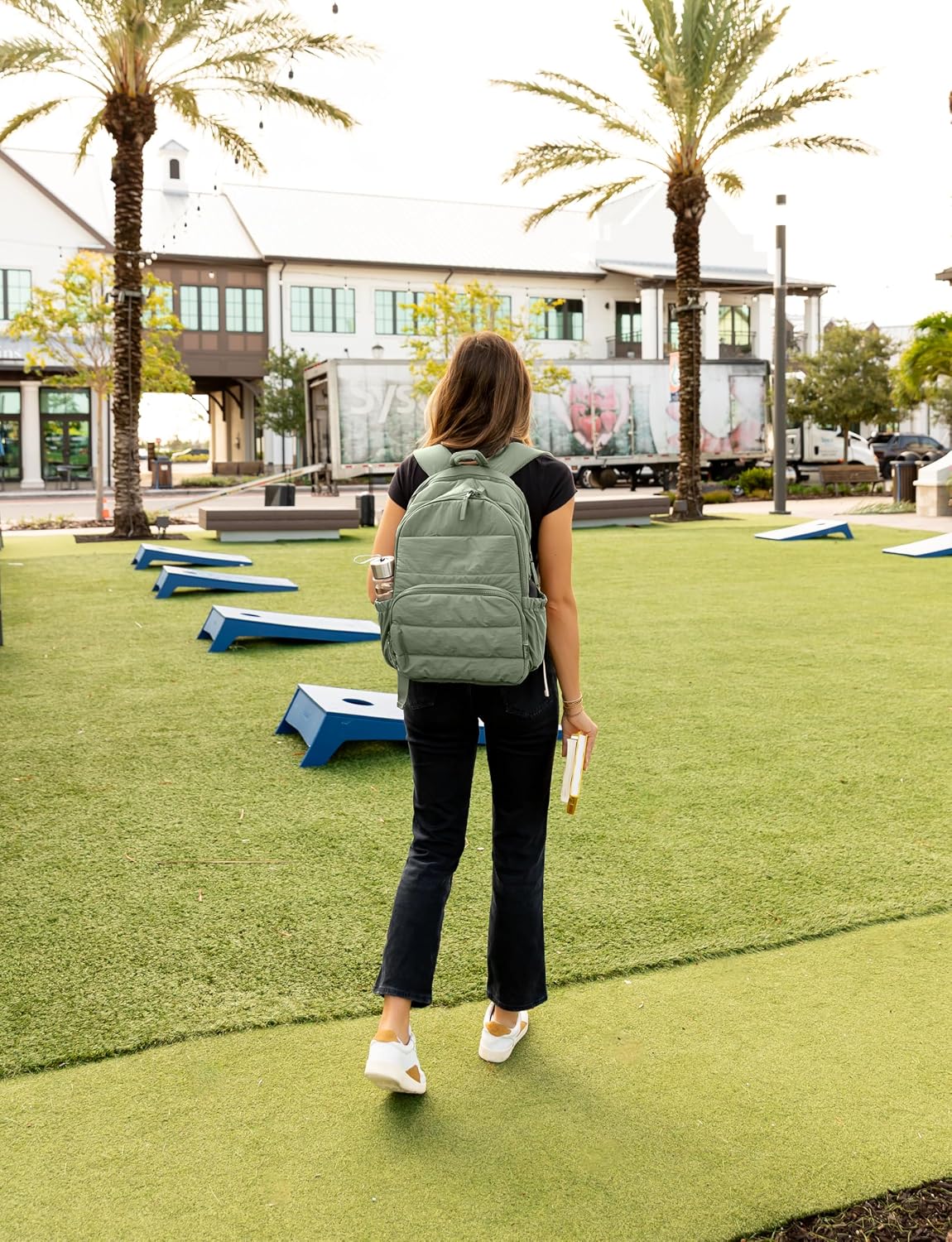 Detalle de Uselike Travel Backpack for Women: 15.6" Laptop, Quilted, Sage Green