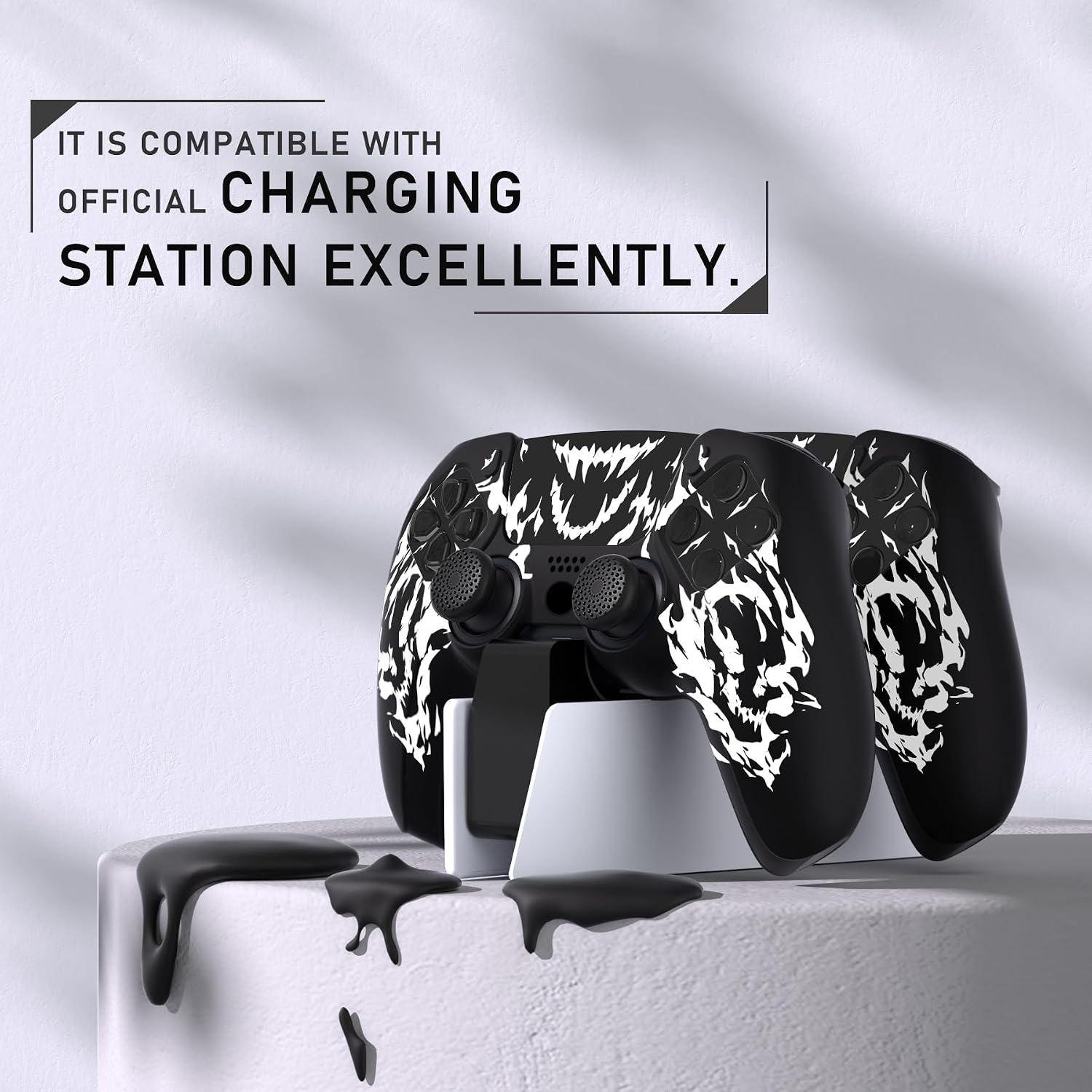 Detalle 2 de PlayVital Design for PS5 Controller Skin Cover with Charging Station (Pure Series, Carving Fire Skull)