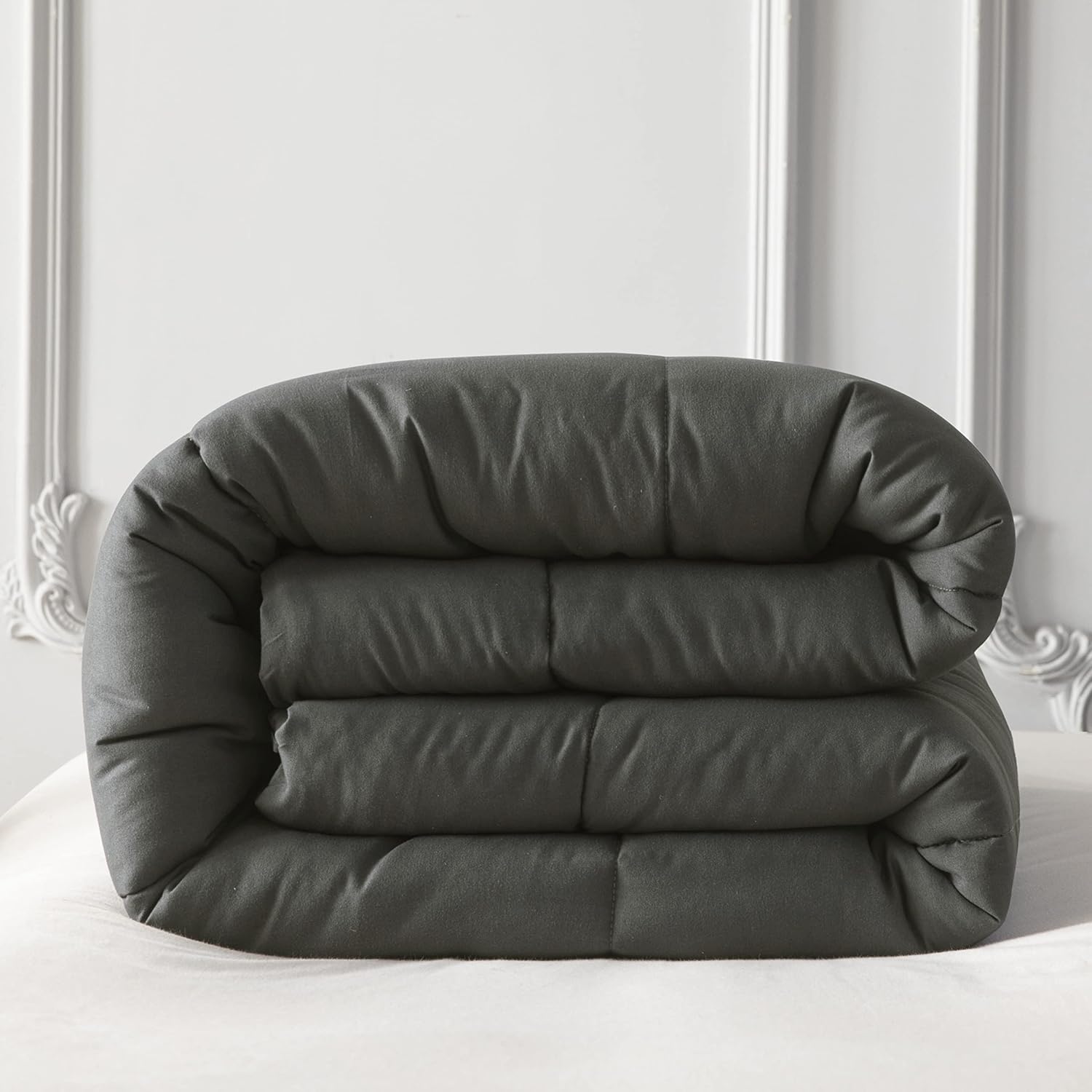 Detalle de Yebeda Couette 4 Saisons en Microfibre – Gris Foncé 155x220 cm pour lit 2 personnes
