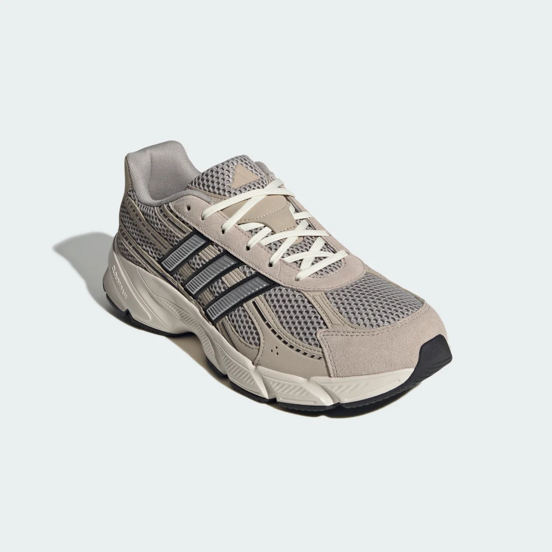 Detalle de Zapatilla Adidas TechnoChaos 2000 – marrón, estilo y versatilidad para el día a día
