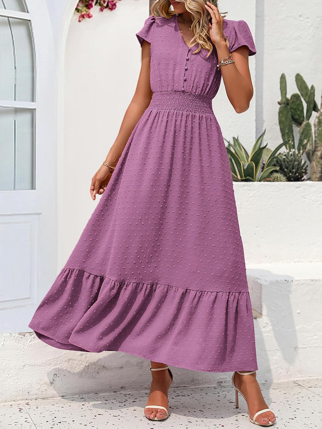 Detalle de PRETTYGARDEN Boho Swiss Dot Maxi Dress for Women (V Neck, Ruffle Hem, Smocked Waist)