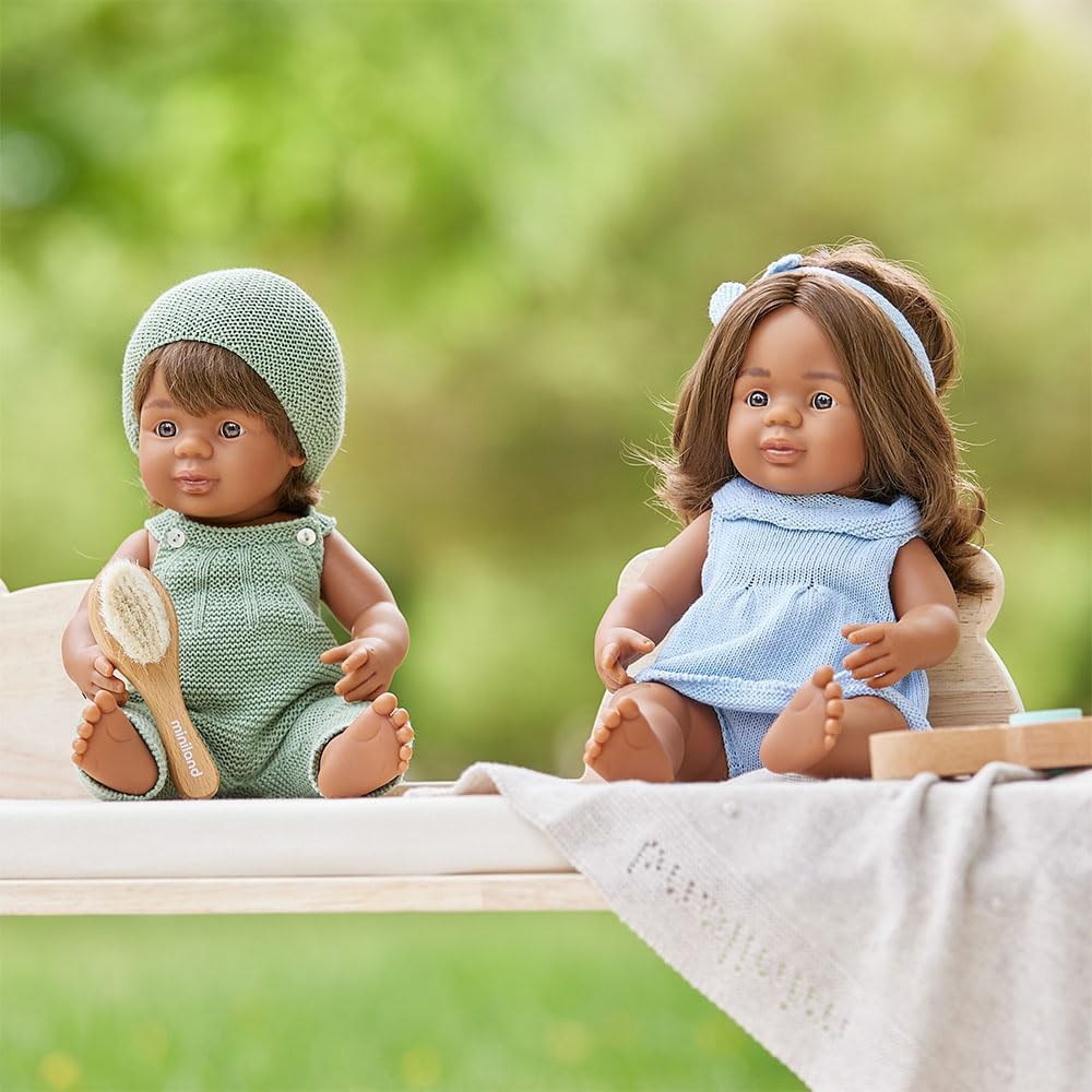 Detalle de Miniland 31047 – ruchoma lalka 38 cm z miękkiego winylu