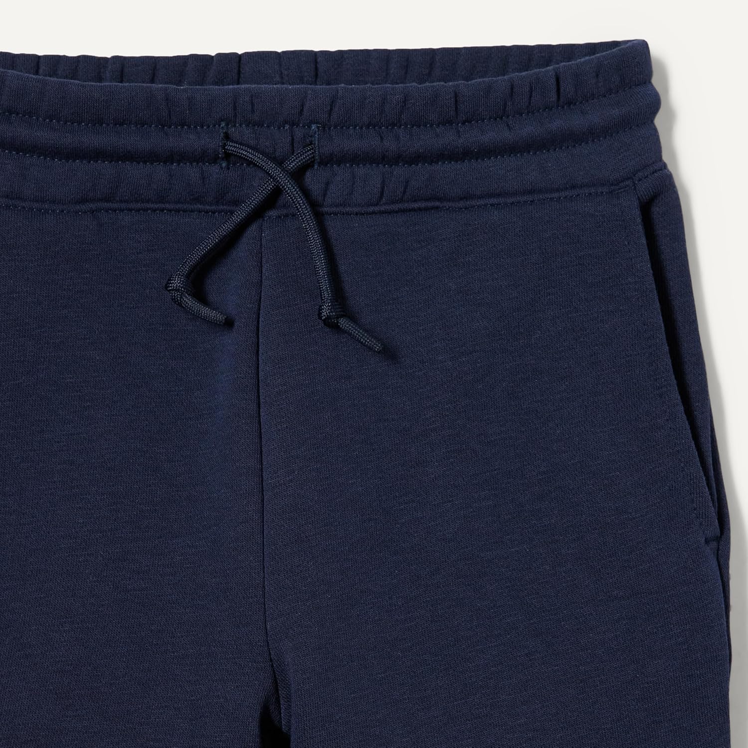 Thumbnail 4 de Amazon Essentials Boys’ Hoodie and Shorts Set (Relaxed Fit, Cotton Blend French Terry)